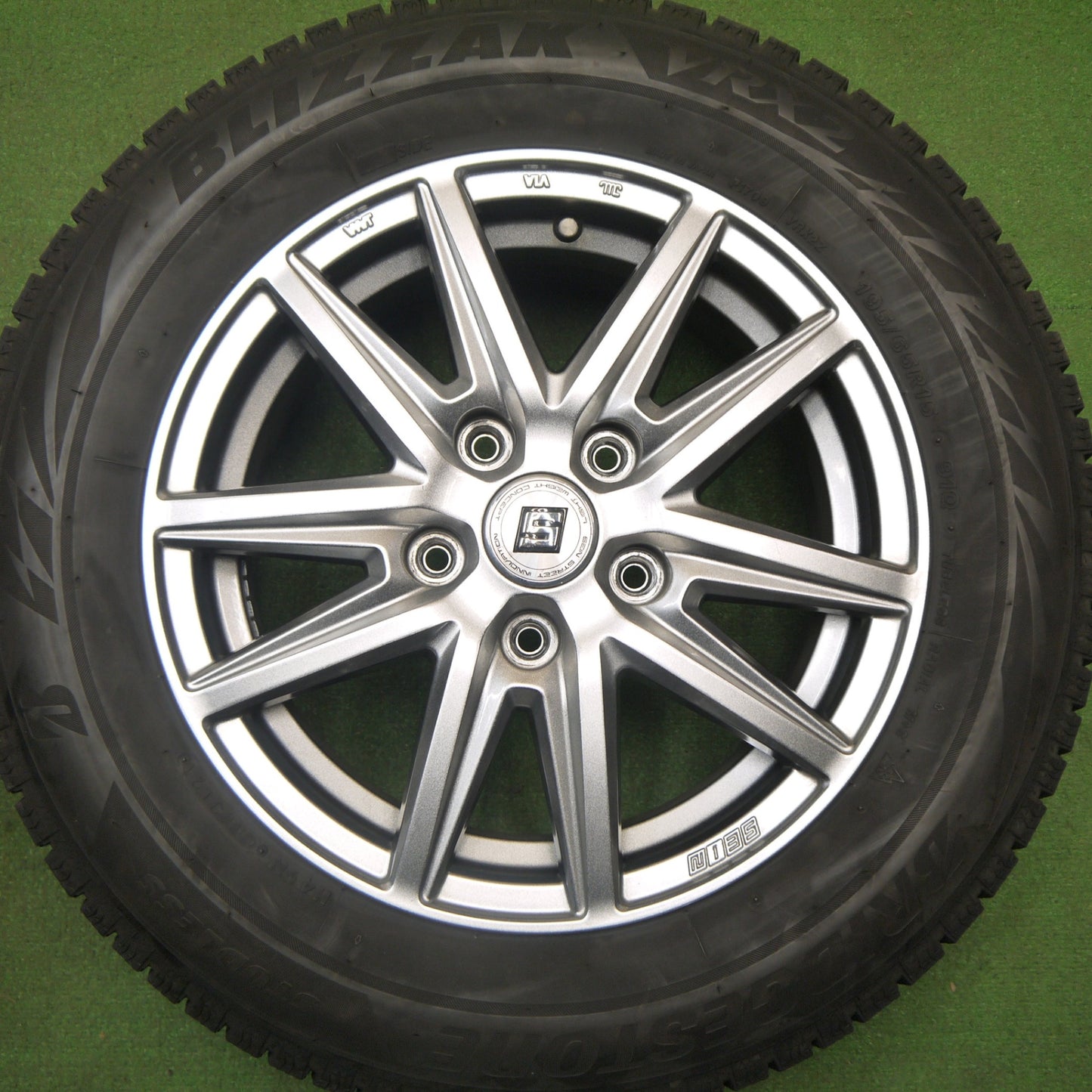 キレイ★スタッドレス 195/65R15 ブリヂストン ブリザック VRX2 SEIN ザイン 15インチ PCD114.3/5H★6010709Hス
