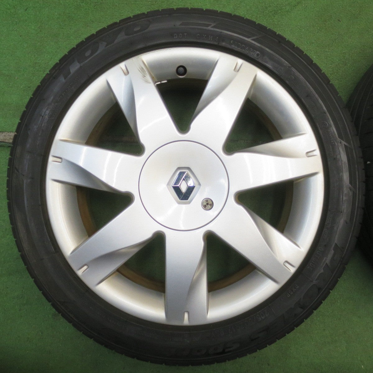 4本価格！23年◎ルノー メガーヌ 純正 205/50R17 トーヨー プロクセス スポーツ 17インチ PCD100/4H◎6060501NJノ