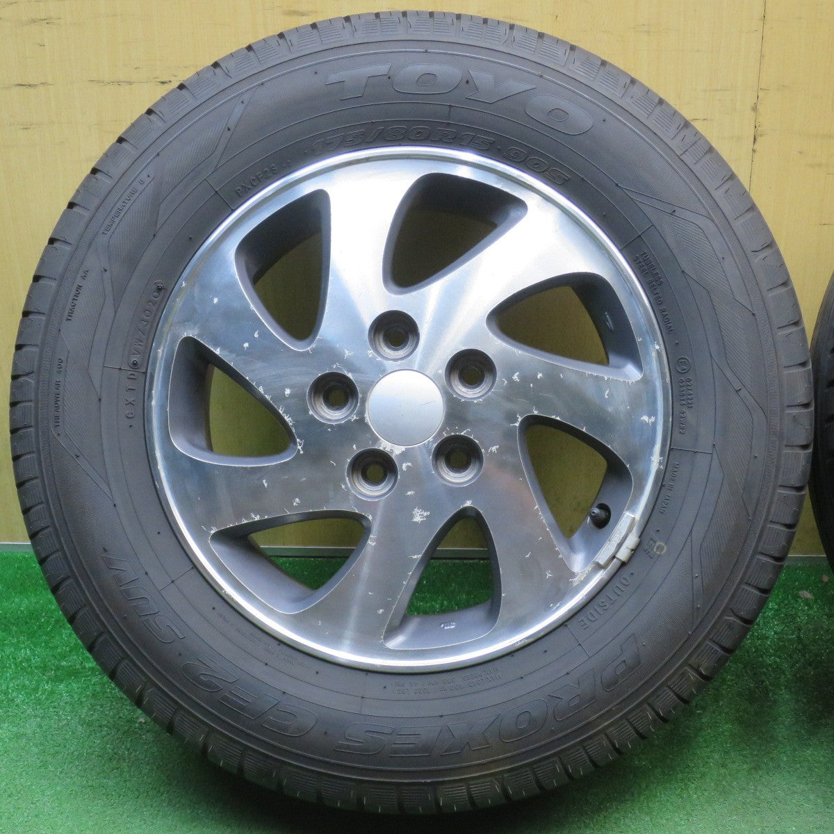 バリ溝！9.5分★ダイハツ テリオスキッド 純正 175/80R15 トーヨー プロクセス CF2 SUV 15インチ PCD114.3/5H★6022403NJノ