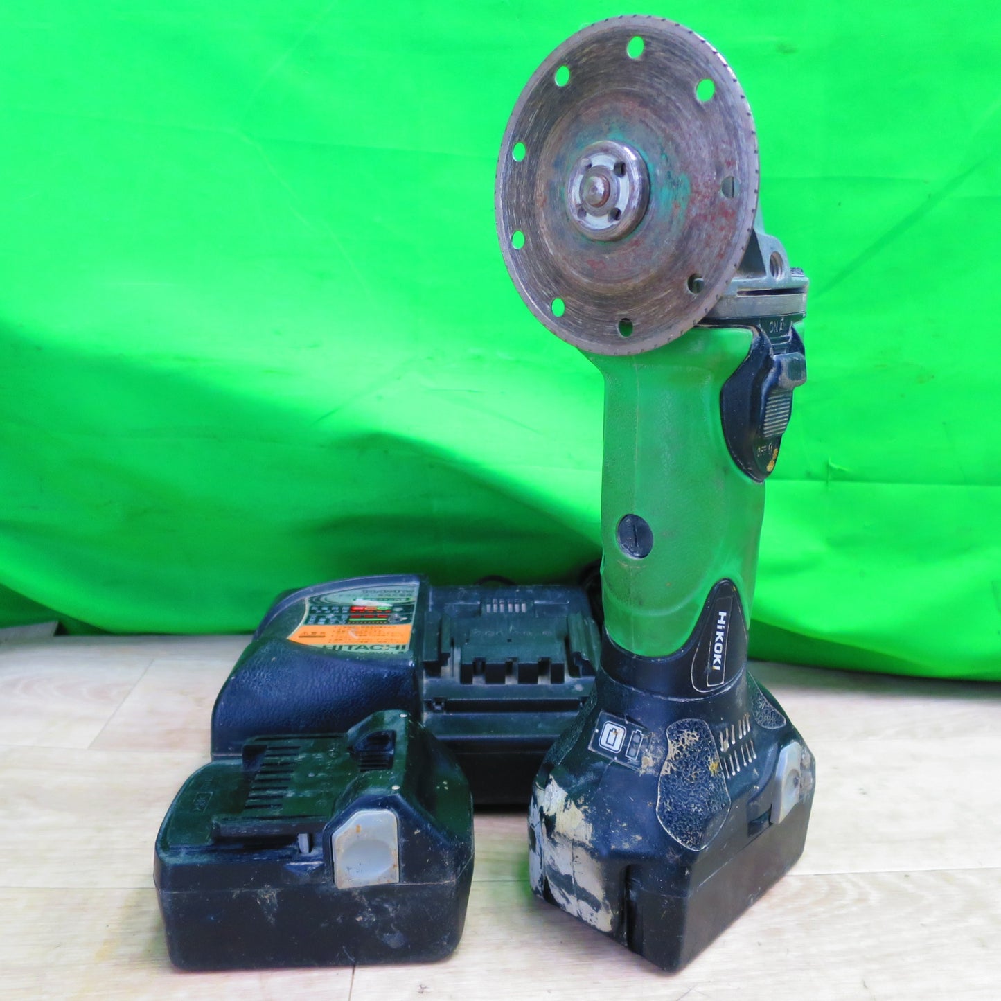 [送料無料] バッテリー2個付き☆HiKOKI ハイコーキ コードレス ディスクグラインダ G18DSL 100mm バッテリー BSL1830 DC18V サンダー 電動 工具 DIY☆