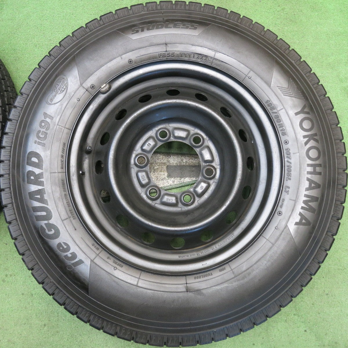 バリ溝！22年！キレイ！9分◎トヨタ ハイエース 純正 スチール 195/80R15 107/105L スタッドレス ヨコハマ アイスガード iG91 15インチ PCD139.7/6H◎6090303HAス