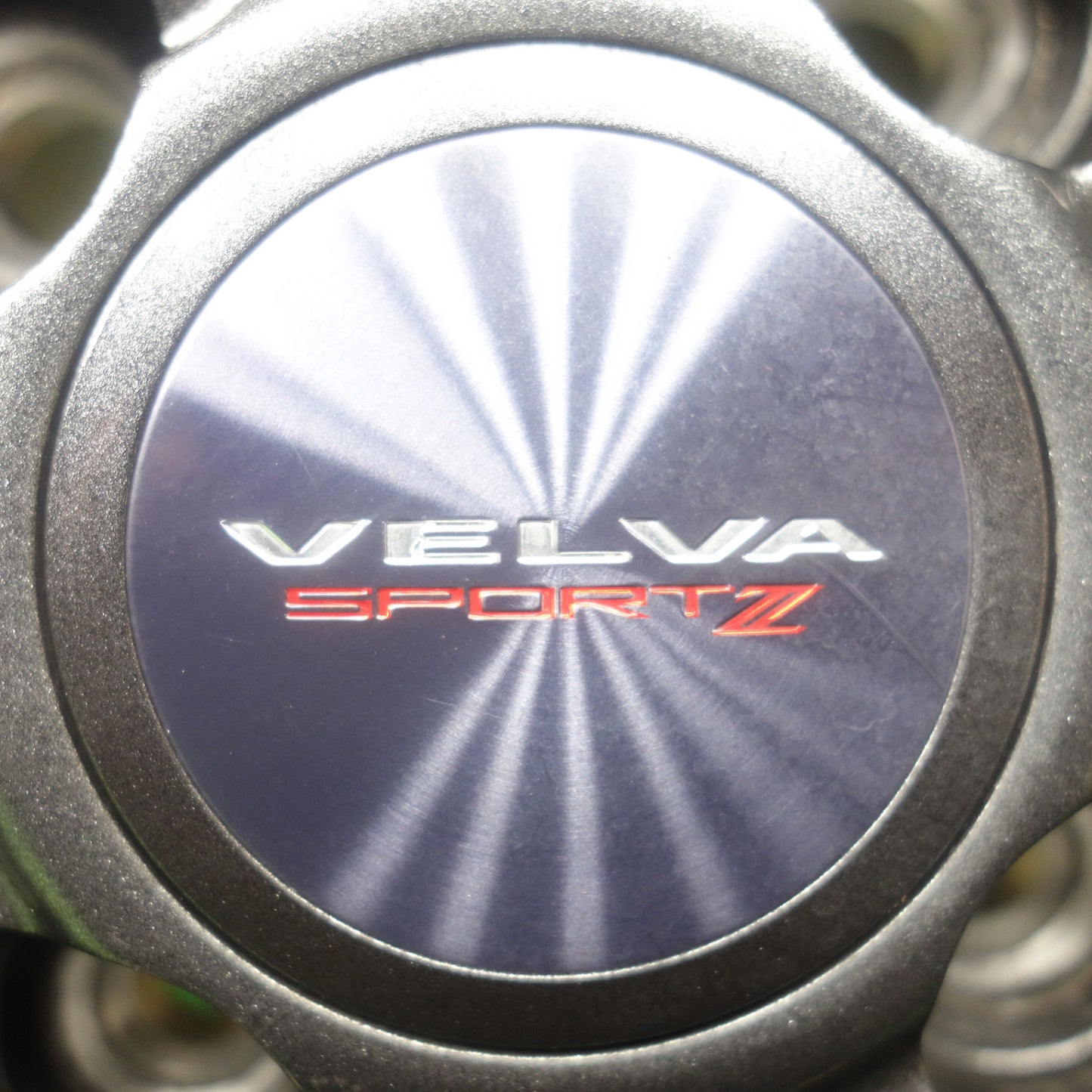 バリ溝！24年！キレイ！ほぼ10分★スタッドレス 185/70R14 ハンコック ウインター アイセプト IZ2A VELVA SPORTZ ヴェルヴァ 14インチ PCD100/4H★6011802KTス