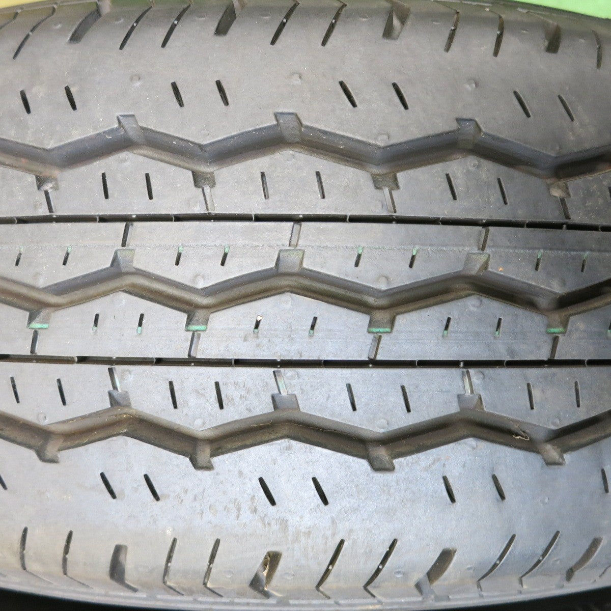 新車外し！22年★トヨタ ハイエース 純正 スチール 195/80R15 107/105N ブリヂストン エコピア RD613 15インチ PCD139.7/6H★5092104HAノ