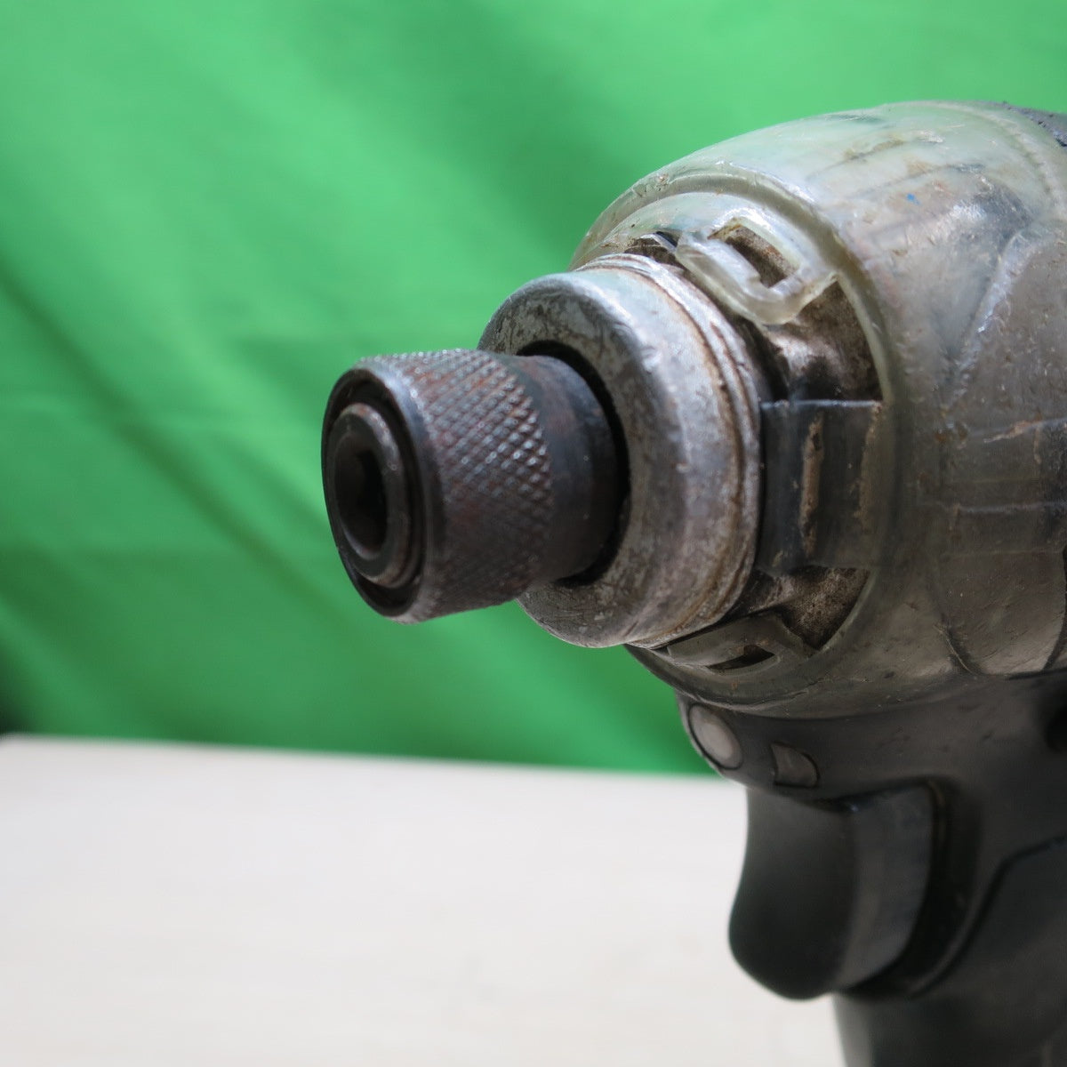 [送料無料] ☆マキタ 充電式 インパクトドライバ TD136D 電動 工具 14.4V BL1440 充電器 DC18RF makita☆