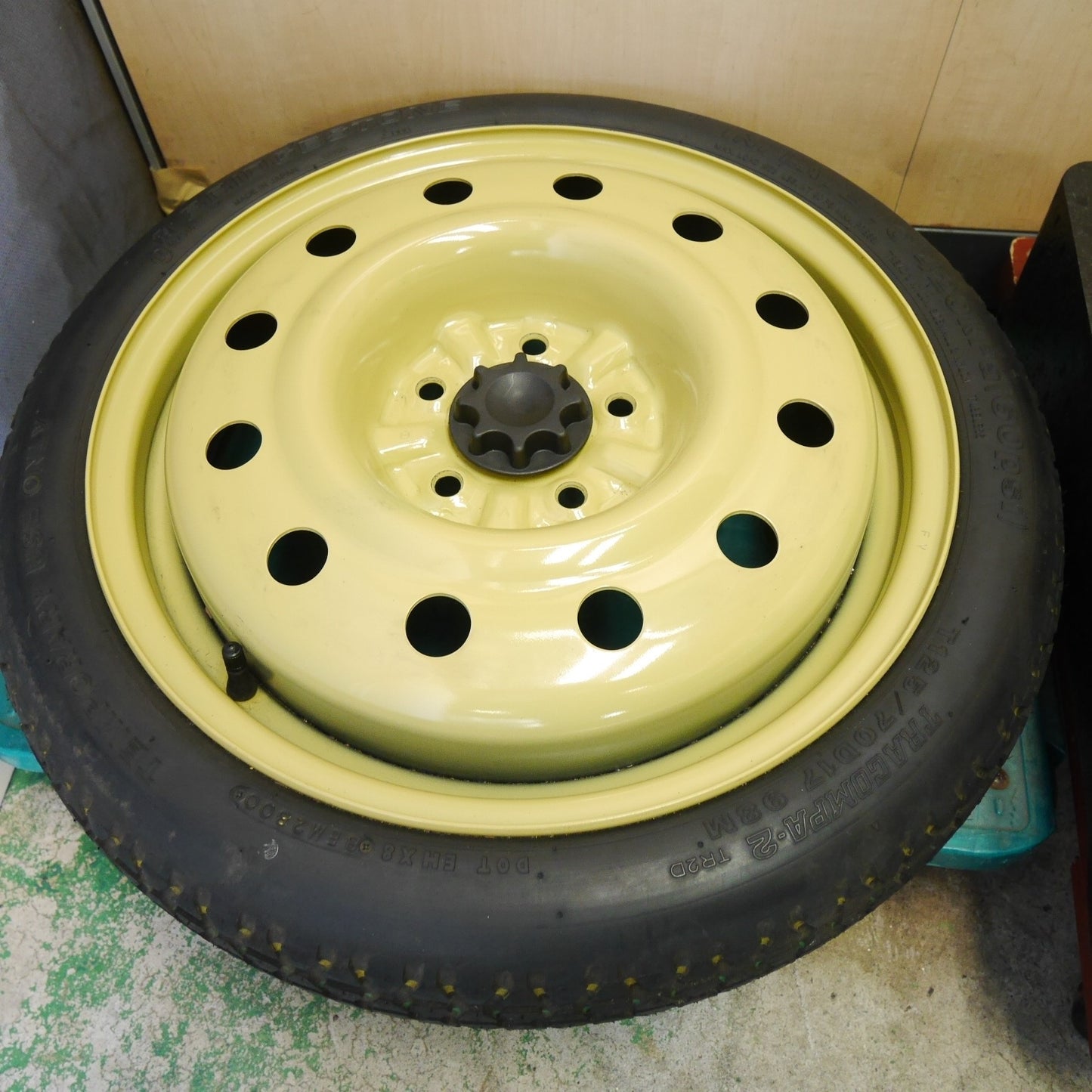 [送料無料] セット☆トヨタ SXE10 アルテッツァ RS200 純正 テンパータイヤ ジャッキ 車載工具 セット 125/70D17 98M 応急用 スペア タイヤ☆