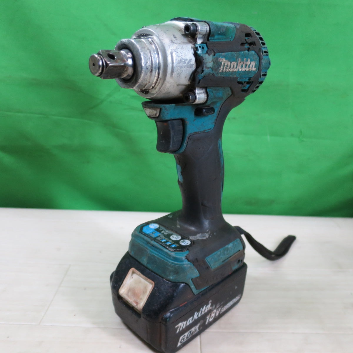 [送料無料] バッテリー2個付き☆マキタ 充電式 インパクトレンチ 18V TW300DRGX 電動 工具 コードレス Makita☆