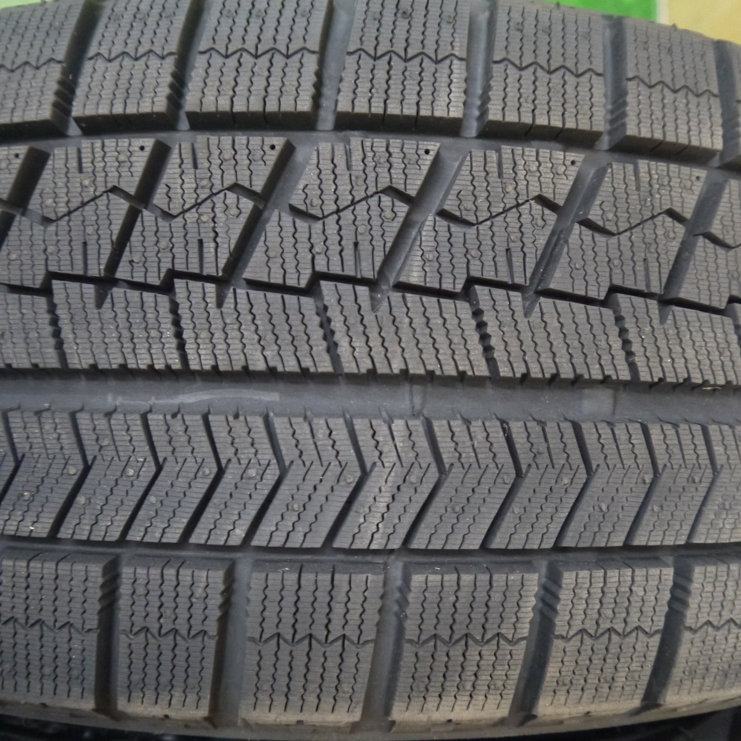 ほぼ未使用！キレイ★ホンダ ZE4 インサイト 純正 215/50R17 スタッドレス ブリヂストン ブリザック VRX 17インチ PCD114.3/5H★6021612Hス