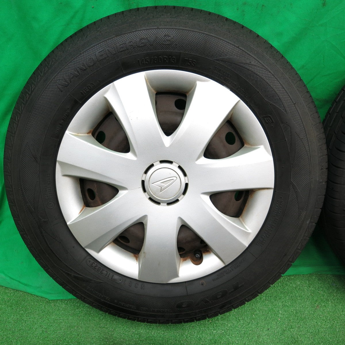 *送料無料* 4本価格！23年★ダイハツ ミラ 純正 スチール 145/80R13 トーヨー ナノエナジー3 13インチ PCD100/4H★4042603ナノ