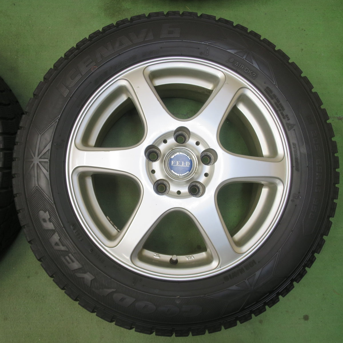 4本価格★スタッドレス 205/65R16 グッドイヤー アイスナビ6 FEID フェイド 16インチ PCD114.3/5H★6040706イス