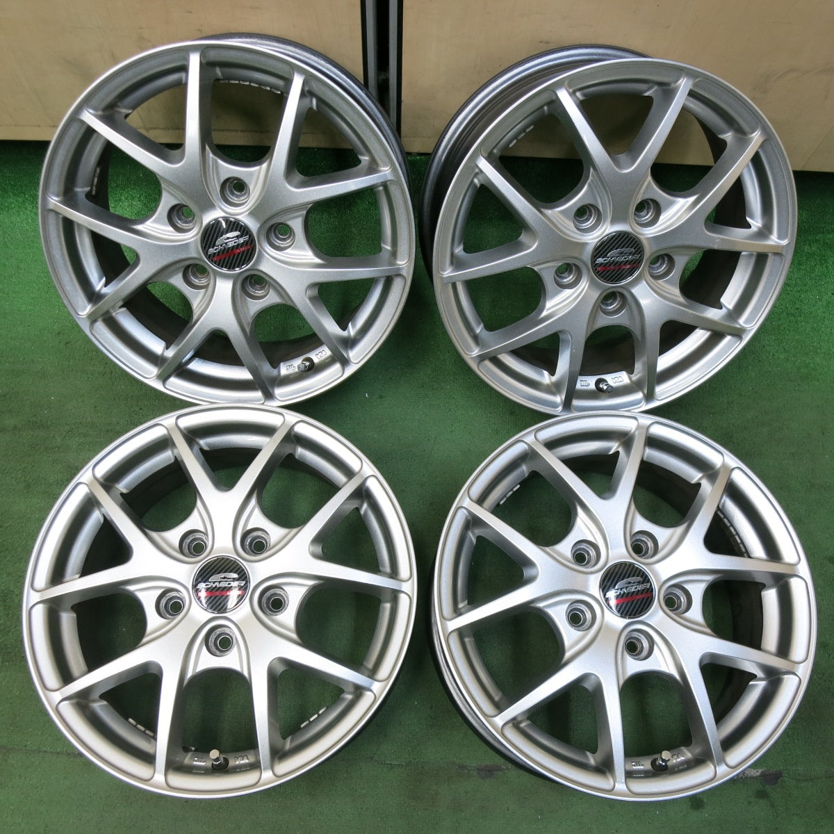 [送料無料] キレイ★SCHNEIDER A-TECH シュナイダー エーテック 15インチ ホイール 15×6J PCD114.3/5H★5021401SYホ