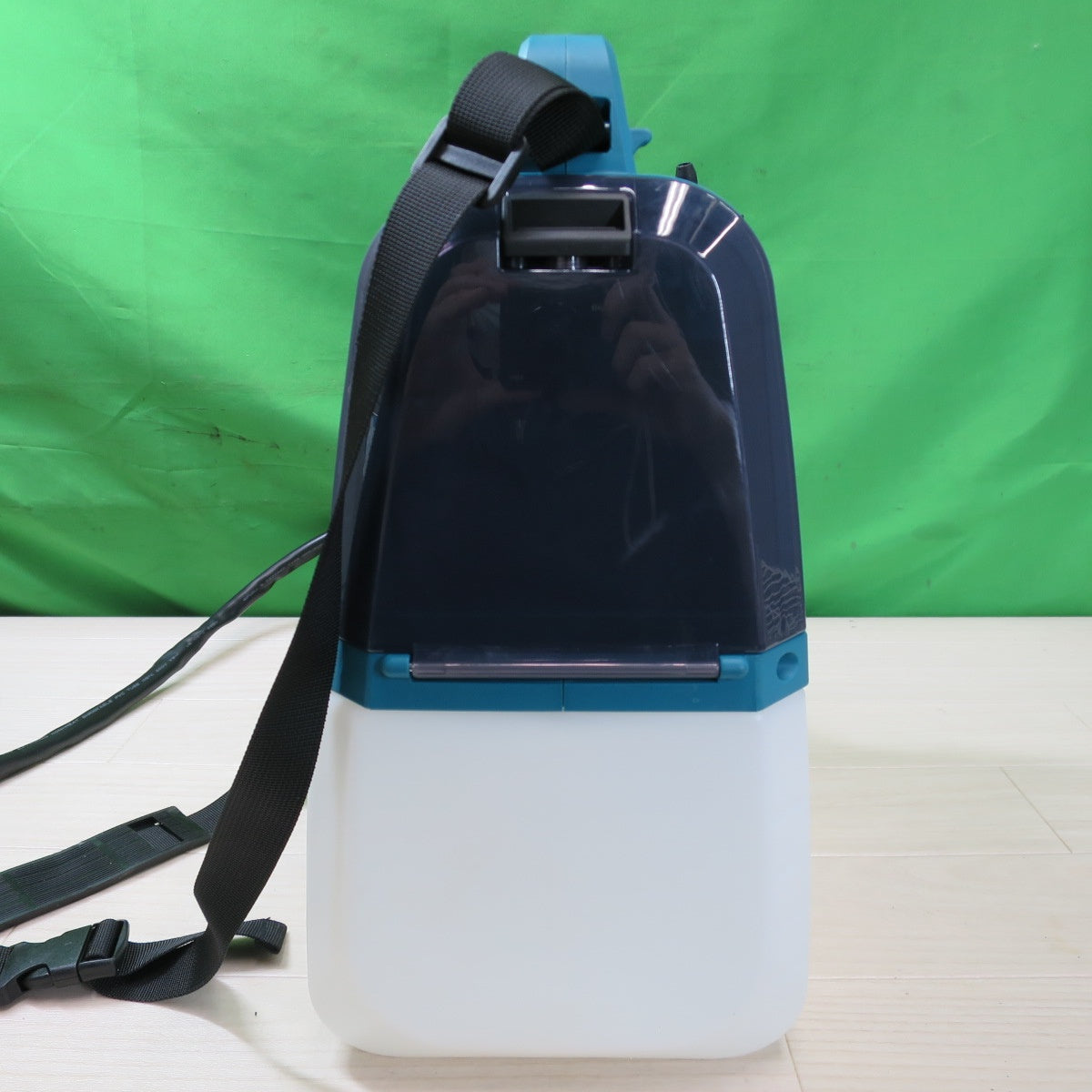 [送料無料] キレイ☆マキタ 充電式 噴霧器 18V タンク容量 5L MUS054D 本体のみ 電動 工具☆