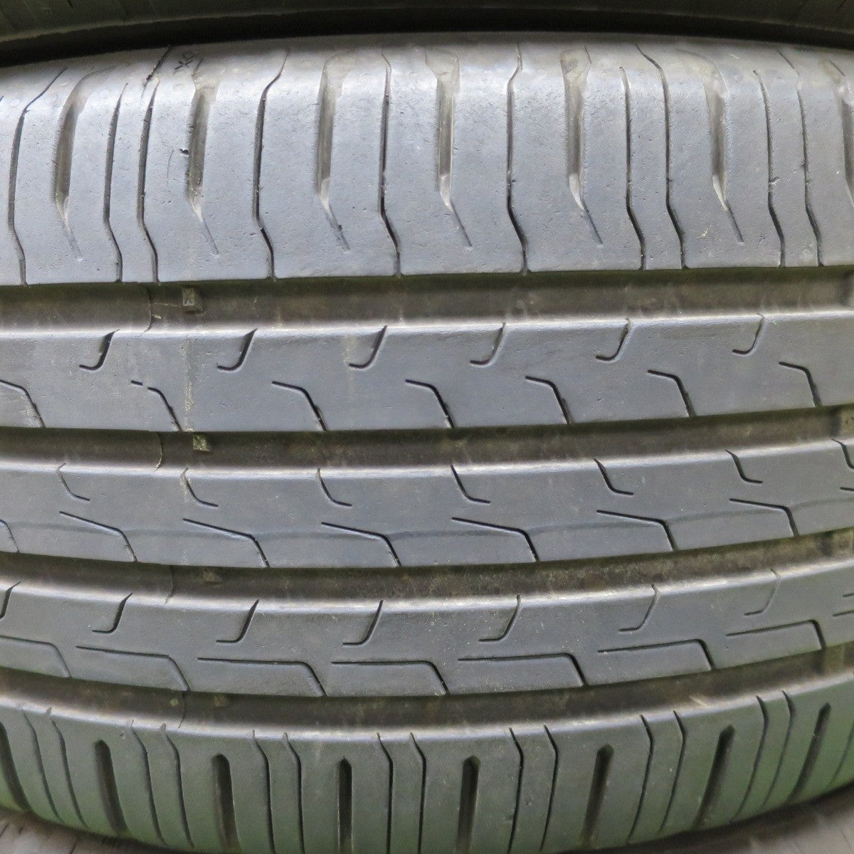 4本価格！23年◎235/50R19 コンチネンタル エココンタクト6 VOL タイヤ 19インチ ベンツ ボルボ 等◎6101907NGノタ