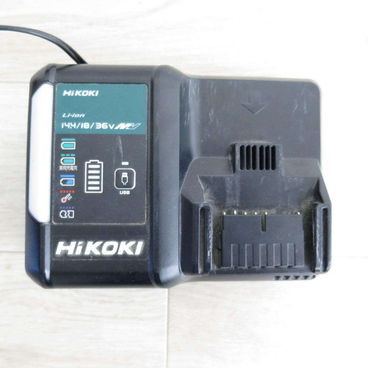 [送料無料] ◇HiKOKI ハイコーキ 40mm コードレス 仕上 釘打機 NT3640DA 電動 工具 釘打ち機 バッテリー 充電器◇