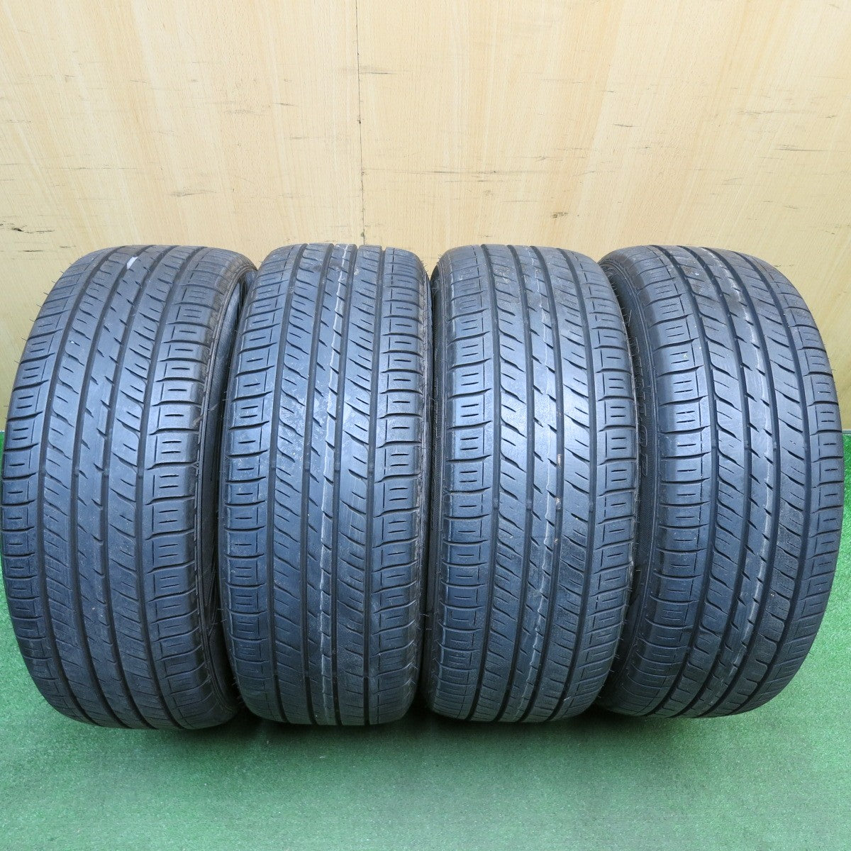 バリ溝！キレイ！9.5分★トヨタ プリウスα 純正 215/50R17 ダンロップ エナセーブ EC300 17インチ PCD114.3/5H★6012514HAノ