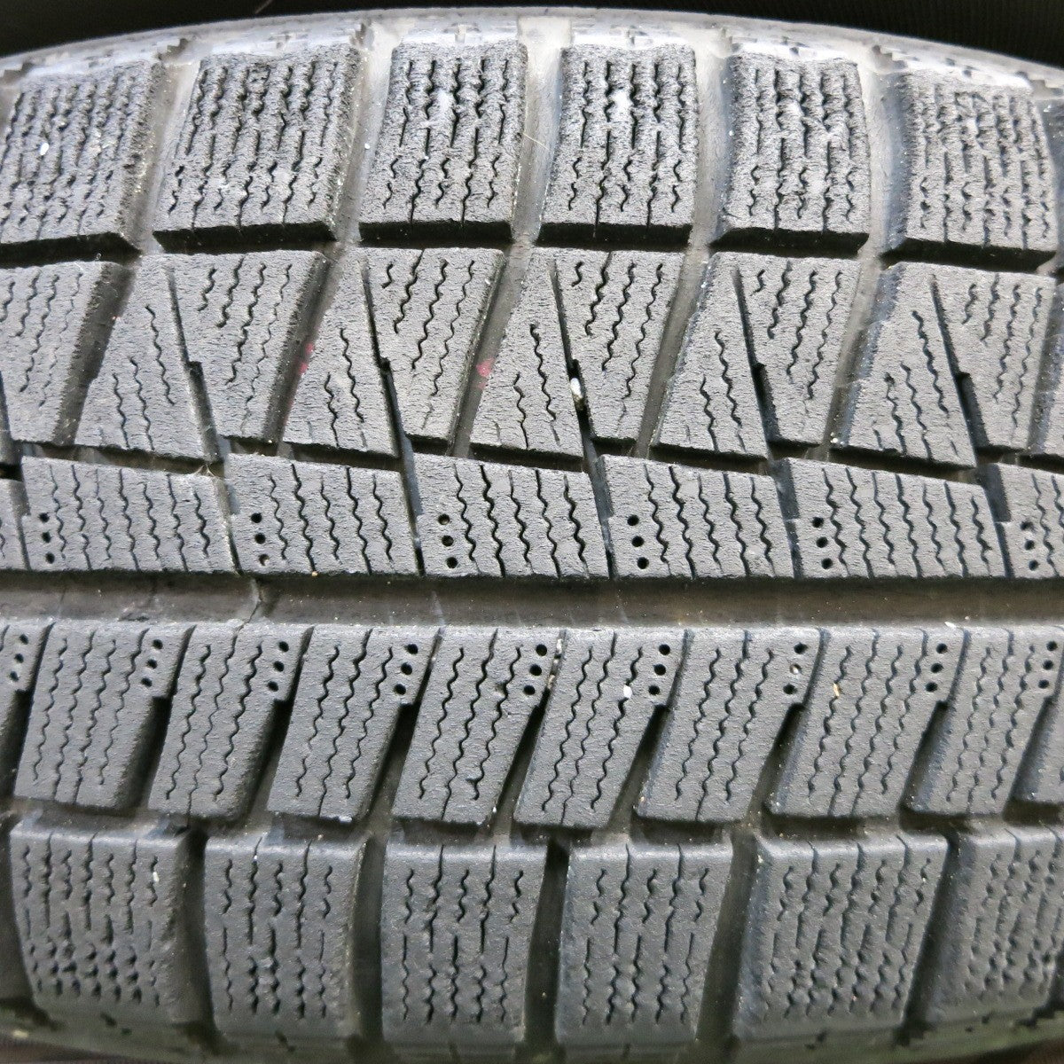 *送料無料* バリ溝！キレイ！8.5分★ワーゲン ポロ 純正 BORBET 185/60R15 スタッドレス ブリヂストン ブリザック REVO GZ ボルベット PCD100/5H★4052005イス
