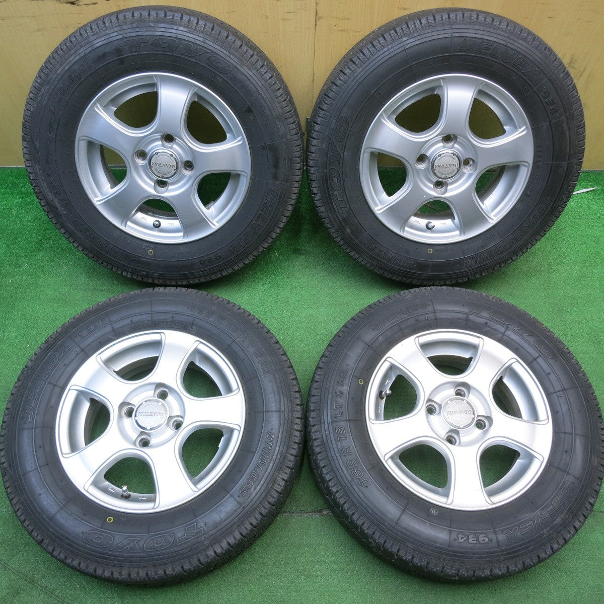 バリ溝！9.5分以上★スタッドレス 165R13 6PR トーヨー デルベックス 934 VIOLENTO ヴィオレント 13インチ PCD100/4H★5042003TNス