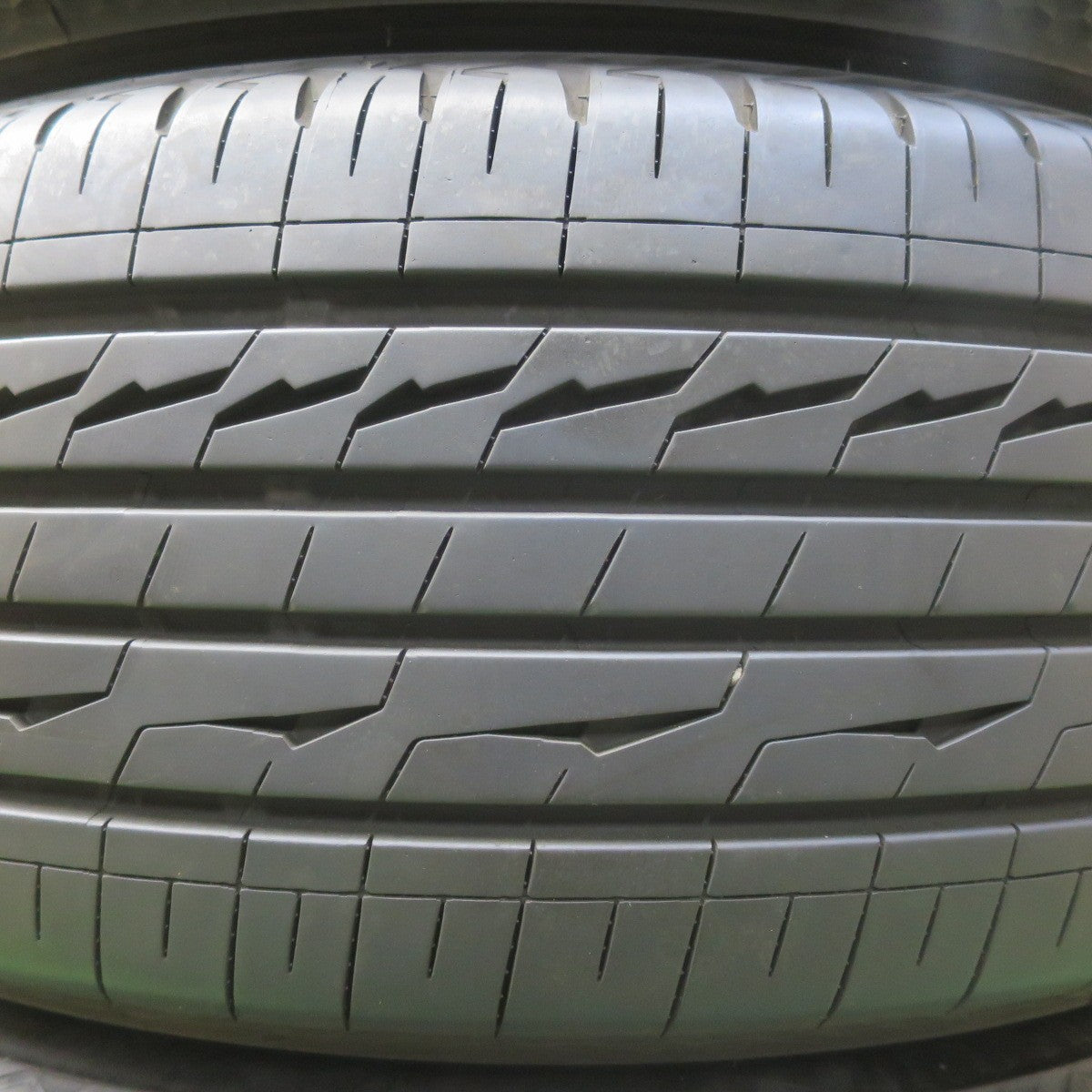 バリ溝！24年！キレイ！9.5分★スバル SK フォレスター 純正 225/55R18 ブリヂストン アレンザ LX100 18インチ PCD114.3/5H★6051002イノ