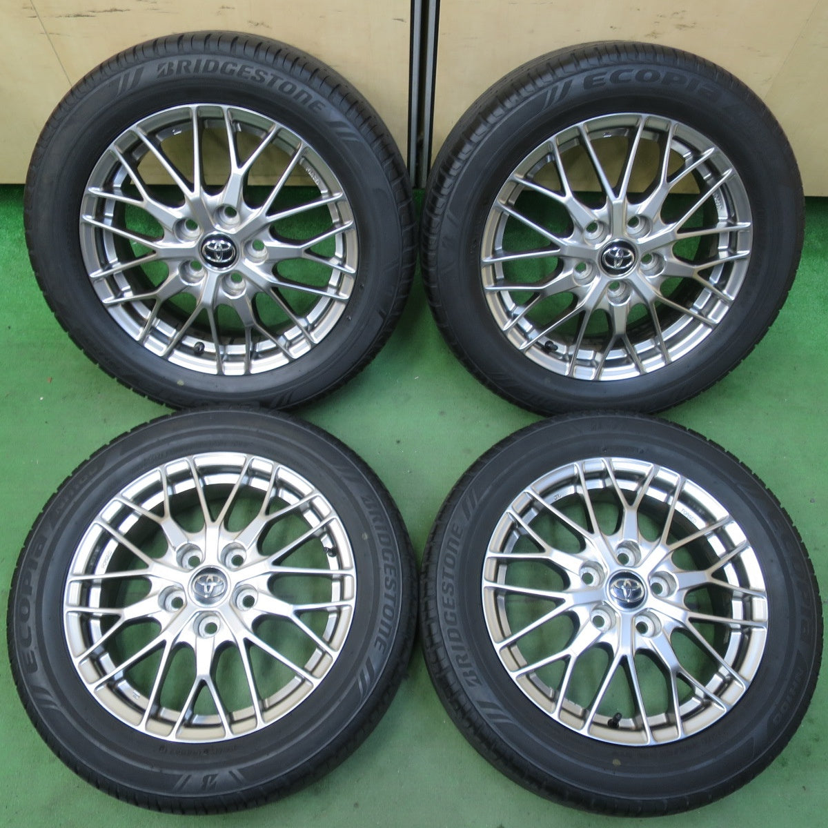 バリ溝！21年！キレイ！9.5分★トヨタ 80系 ノア ヴォクシー 純正 BBS 205/55R16 ブリヂストン エコピア NH100 16インチ PCD114.3/5H★5070308イノ