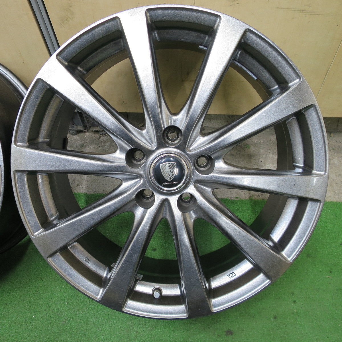 キレイ★MANARAY SPORT マナレイ スポーツ 18インチ ホイール 18×7J PCD114.3/5H★6030602NGホ