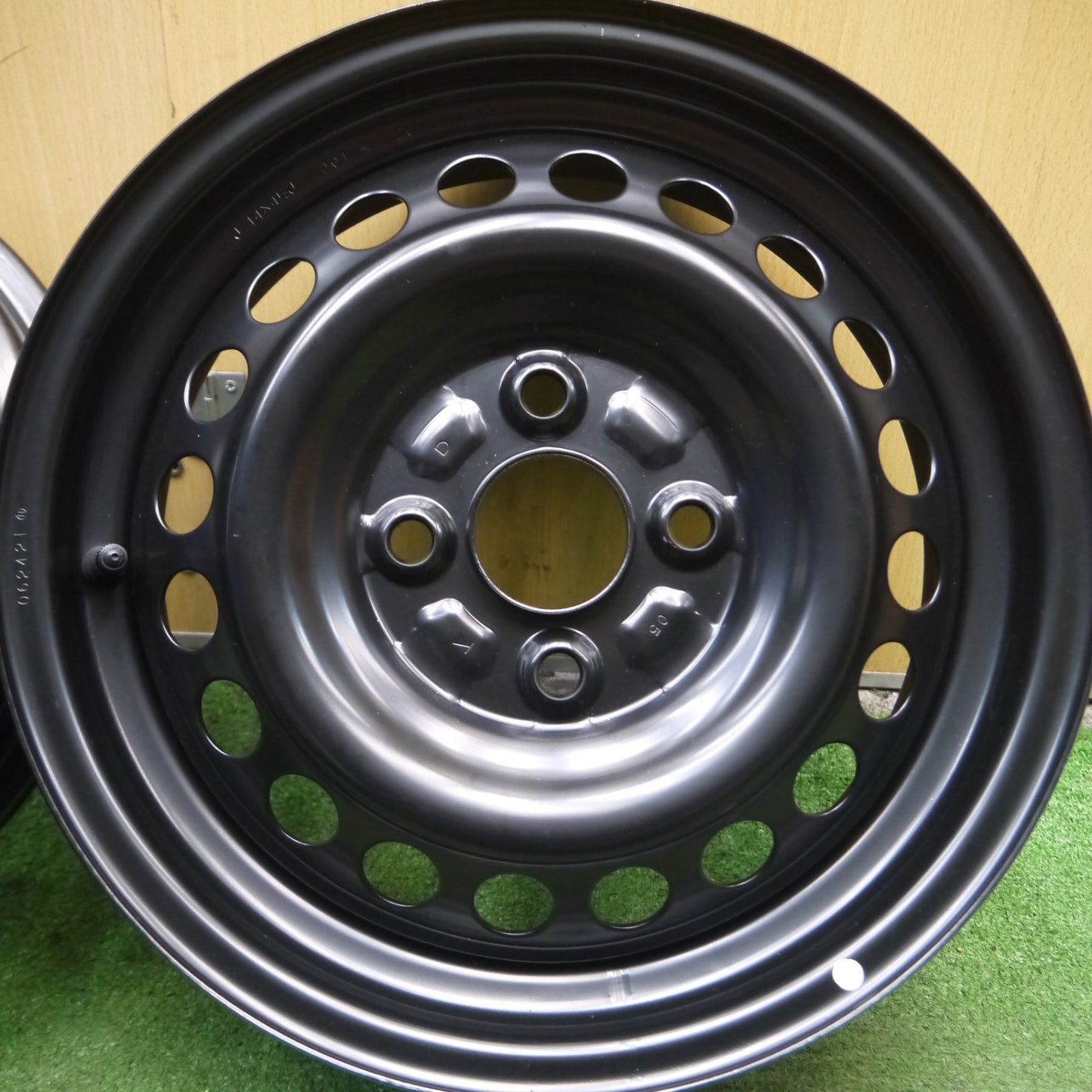 *送料無料* 未使用★ダイハツ タント 純正 スチール ホイール 14インチ 14×4.5J PCD100/4H★4051005Hホ