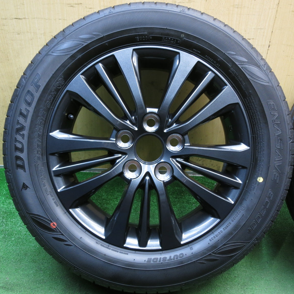 新車外し！26年◎トヨタ 90系 ノア ヴォクシー S-G 純正 ENKEI 205/60R16 ダンロップ エナセーブ EC300+ 16インチ エンケイ PCD114.3/5H◎6083103KKノ
