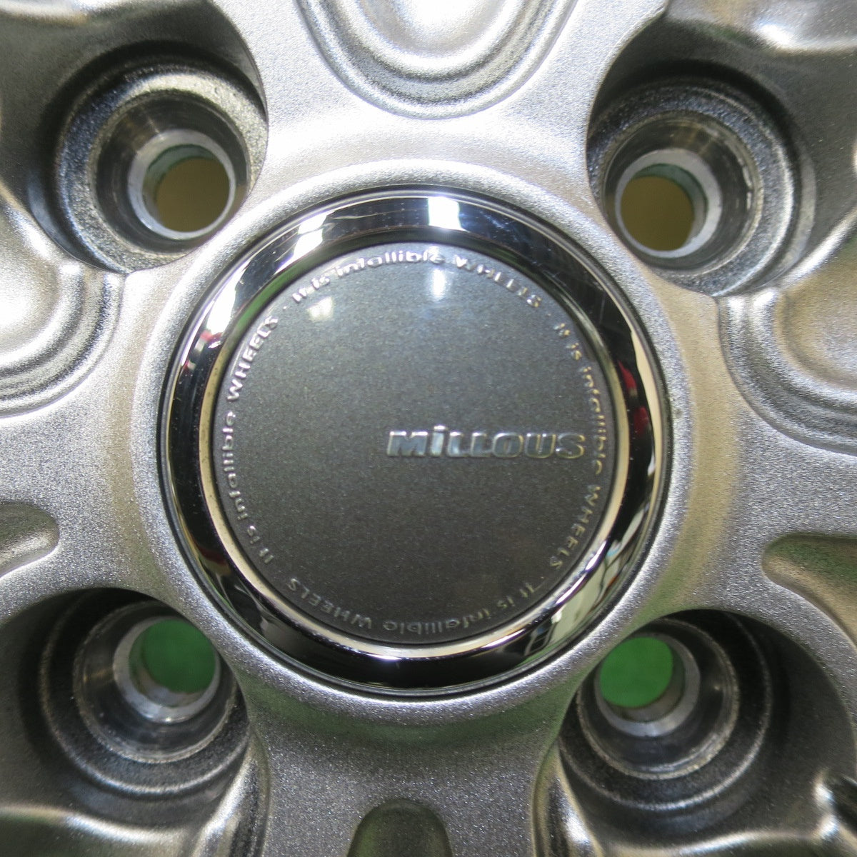 キレイ★スタッドレス 155/65R14 ヨコハマ アイスガード iG60 MiLLOUS ミルアス 14インチ PCD100/4H★5062505イス