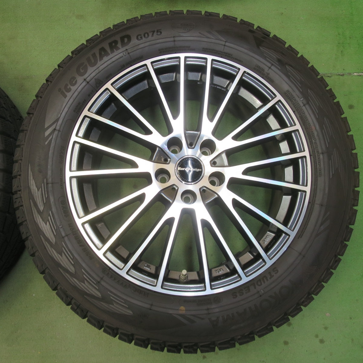 センサー付！バリ溝！23年！キレイ！9分★レクサス IS NX 等 Eurodesign CALWER 235/60R18 スタッドレス ヨコハマ アイスガード G075 ユーロデザイン カルヴァー 18インチ PCD114.3/5H★6040604イス