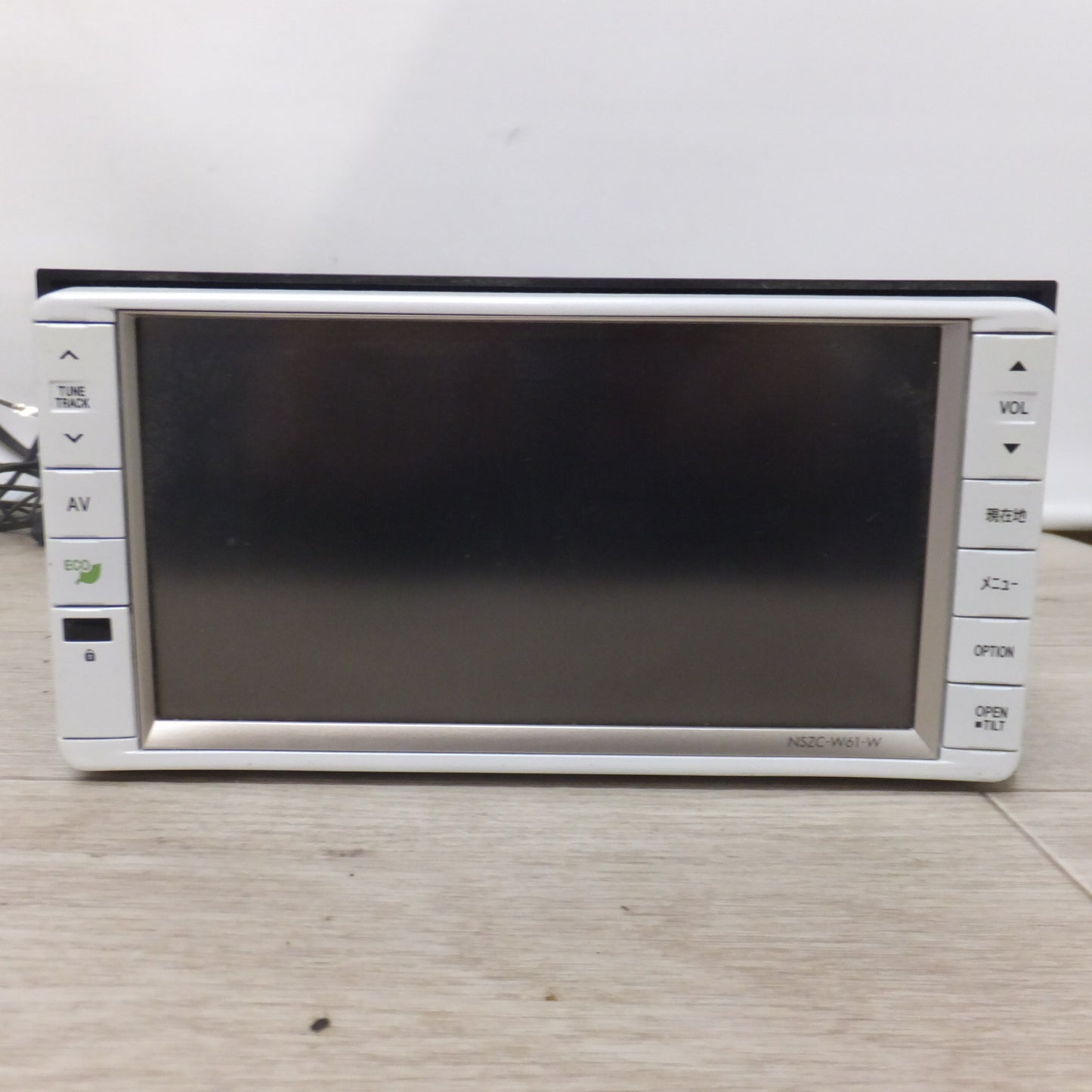 [送料無料] 現状品★クラリオン製 ダイハツ 純正 カーナビ メモリーナビ NSZC-W61-W 08545-K9062[48]★