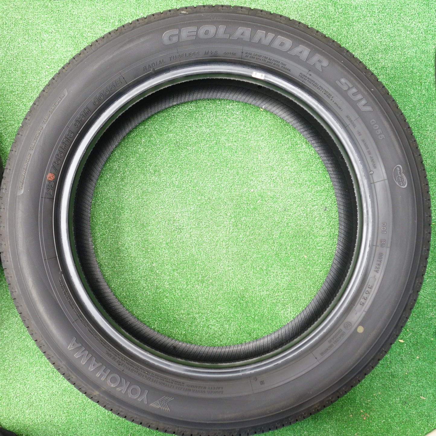 新車外し！25年★225/55R18 ヨコハマ ジオランダー SUV G055 G055E タイヤ 18インチ デリカ D:5 フォレスター ZR-V エクリプスクロス 等★5121002KTノタ