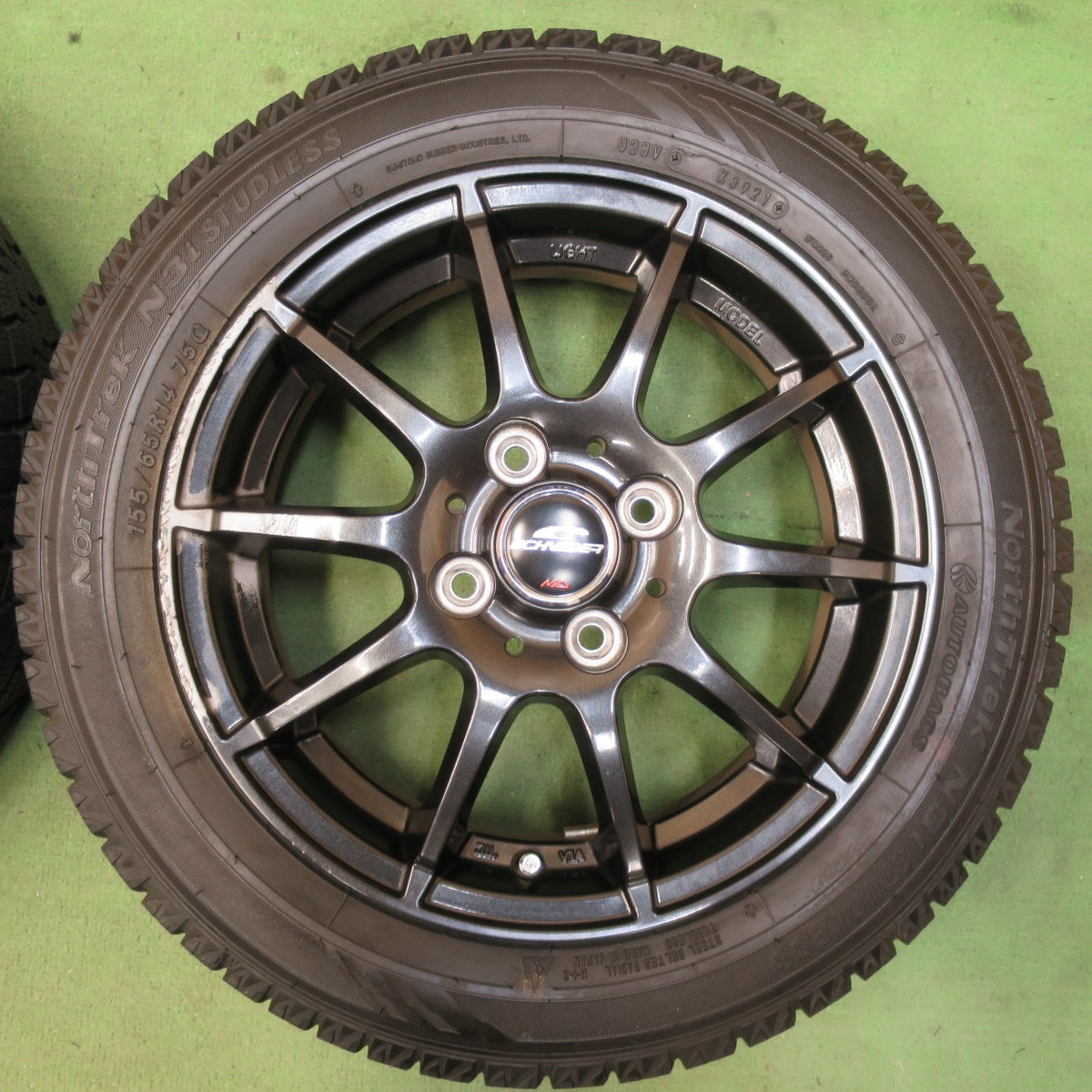 バリ溝！21年！キレイ！9.5分以上★スタッドレス 155/65R14 オートバックス ノーストレック N3i SCHNEIDER MiD シュナイダー マルカ 14インチ PCD100/4H★5060901イス