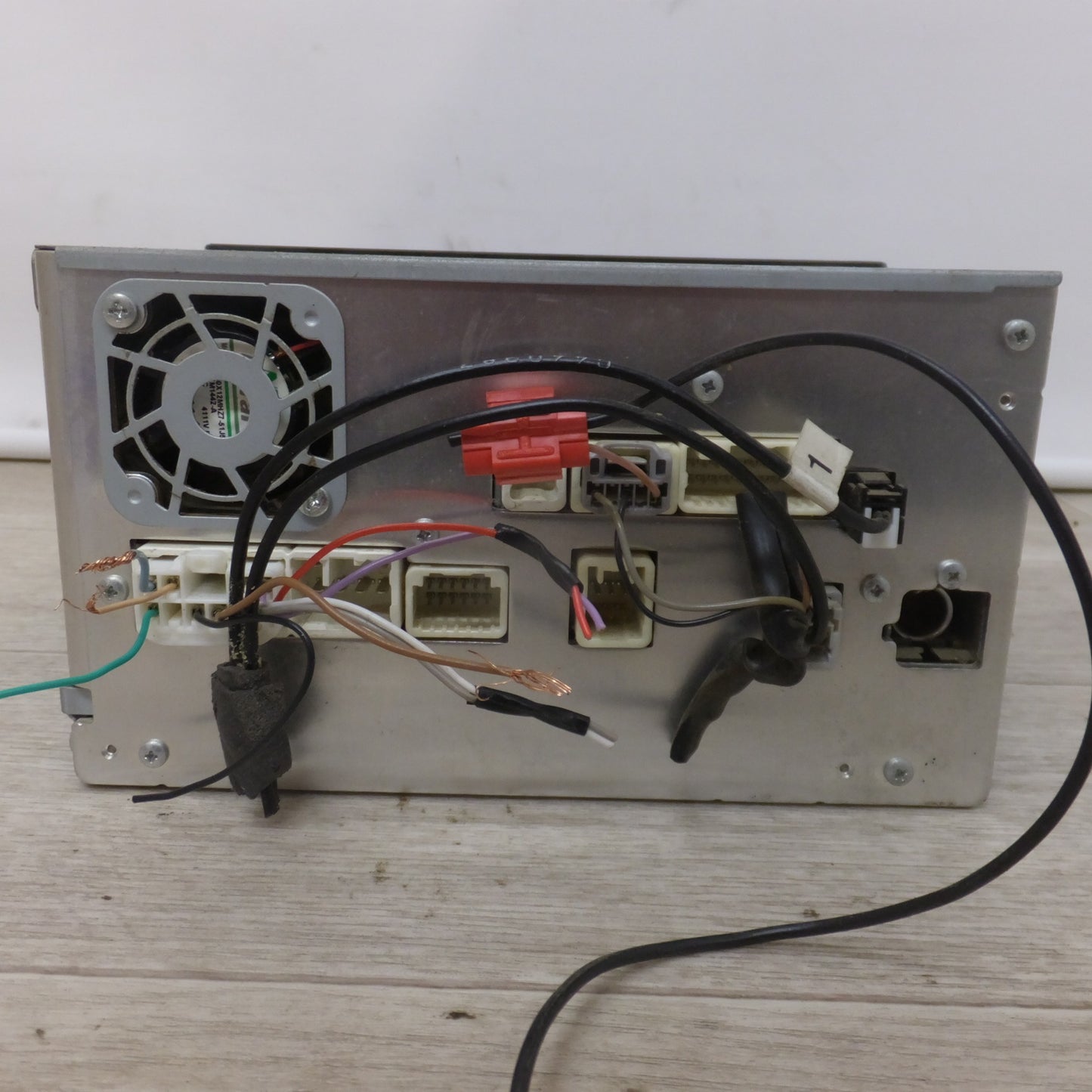 [送料無料] 現状品★パイオニア製 トヨタ 純正 メモリーナビ マルチAVステーション NSCP-W62 08545-00V70 セキュリティロック[22]★
