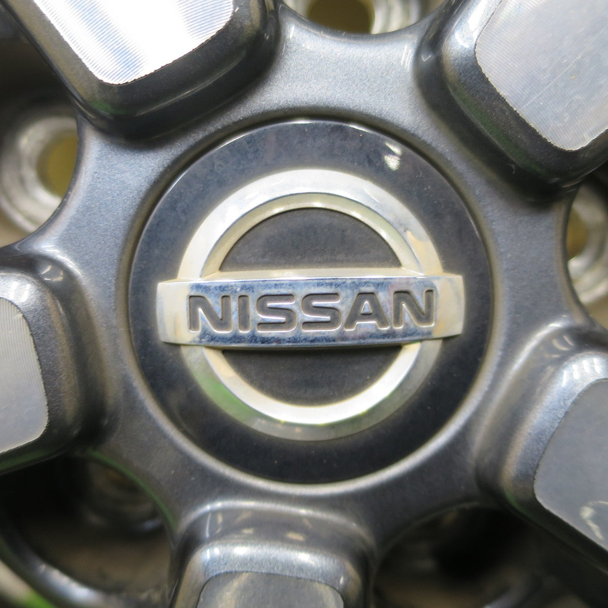 4本価格★日産 T32 エクストレイル 純正 225/60R18 ダンロップ ST30 グラントレック 18インチ PCD114.3/5H★6041001ナノ