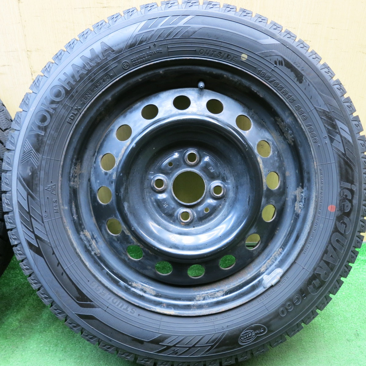 バリ溝！22年！9.5分以上☆スタッドレス 185/65R15 ヨコハマ