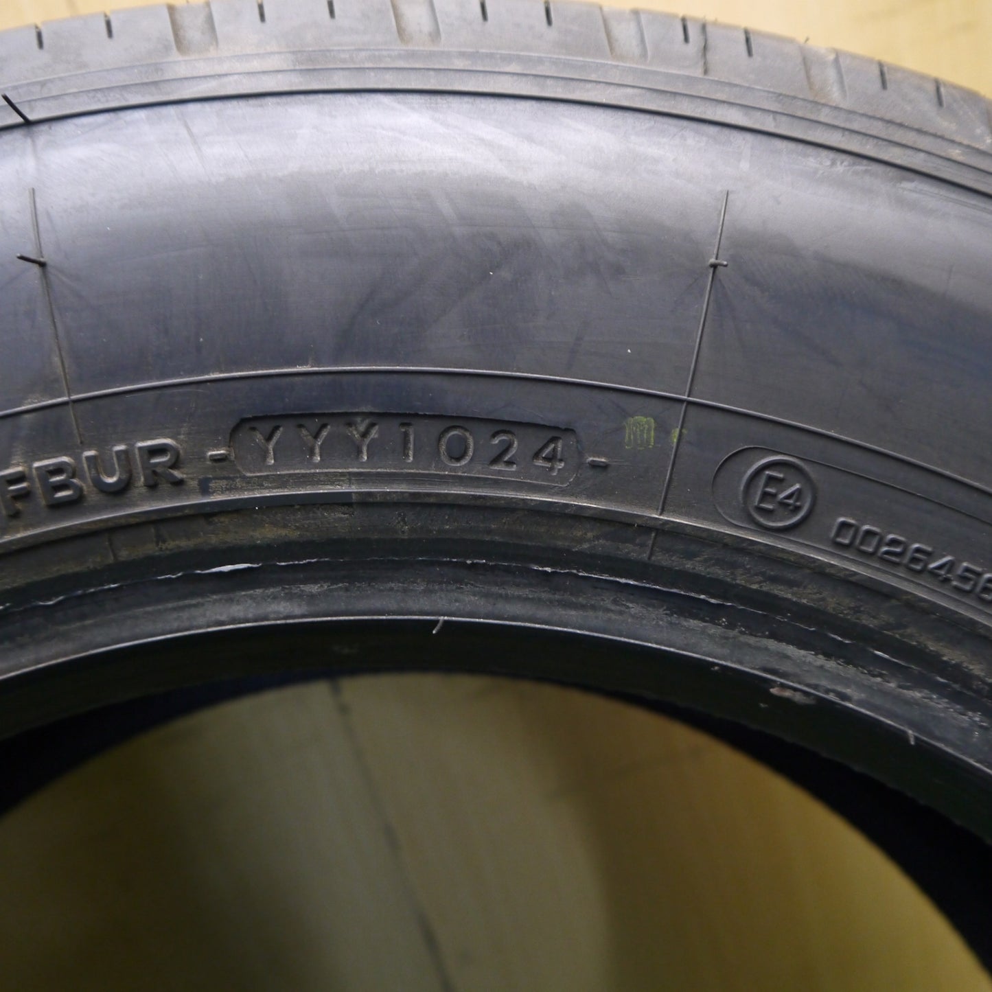ほぼ未使用！24年！1本★トラック タイヤ 225/60R17.5 116/114L 12PR ヨコハマ LT151R 17.5インチ★6040304Hノタ