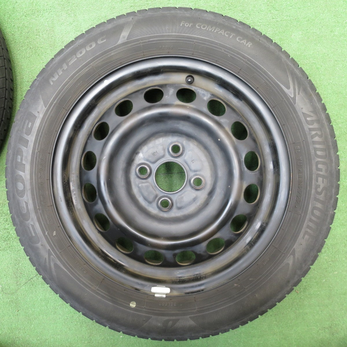 バリ溝！22年！8.5分★175/65R15 ブリヂストン エコピア NH200C スチール ホイール 15インチ PCD100/4H★6022302NJノ