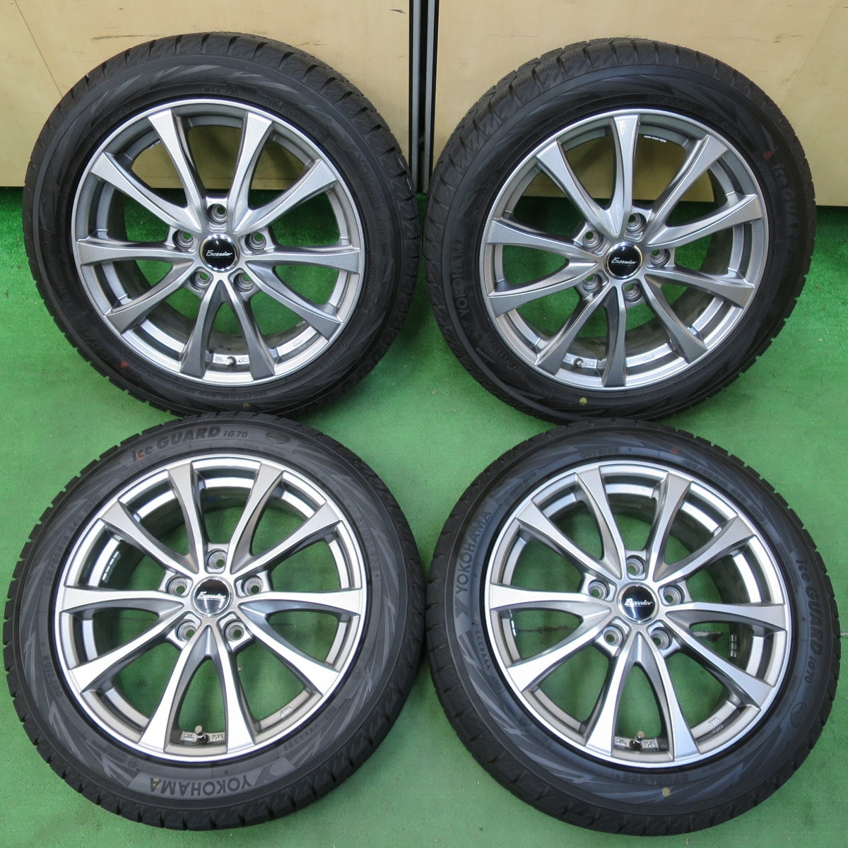 [送料無料] タイヤほぼ未使用！22年！キレイ★スタッドレス 195/50R16 ヨコハマ アイスガード iG70 Exceeder エクシーダー 16インチ PCD114.3/5H★4093014イス