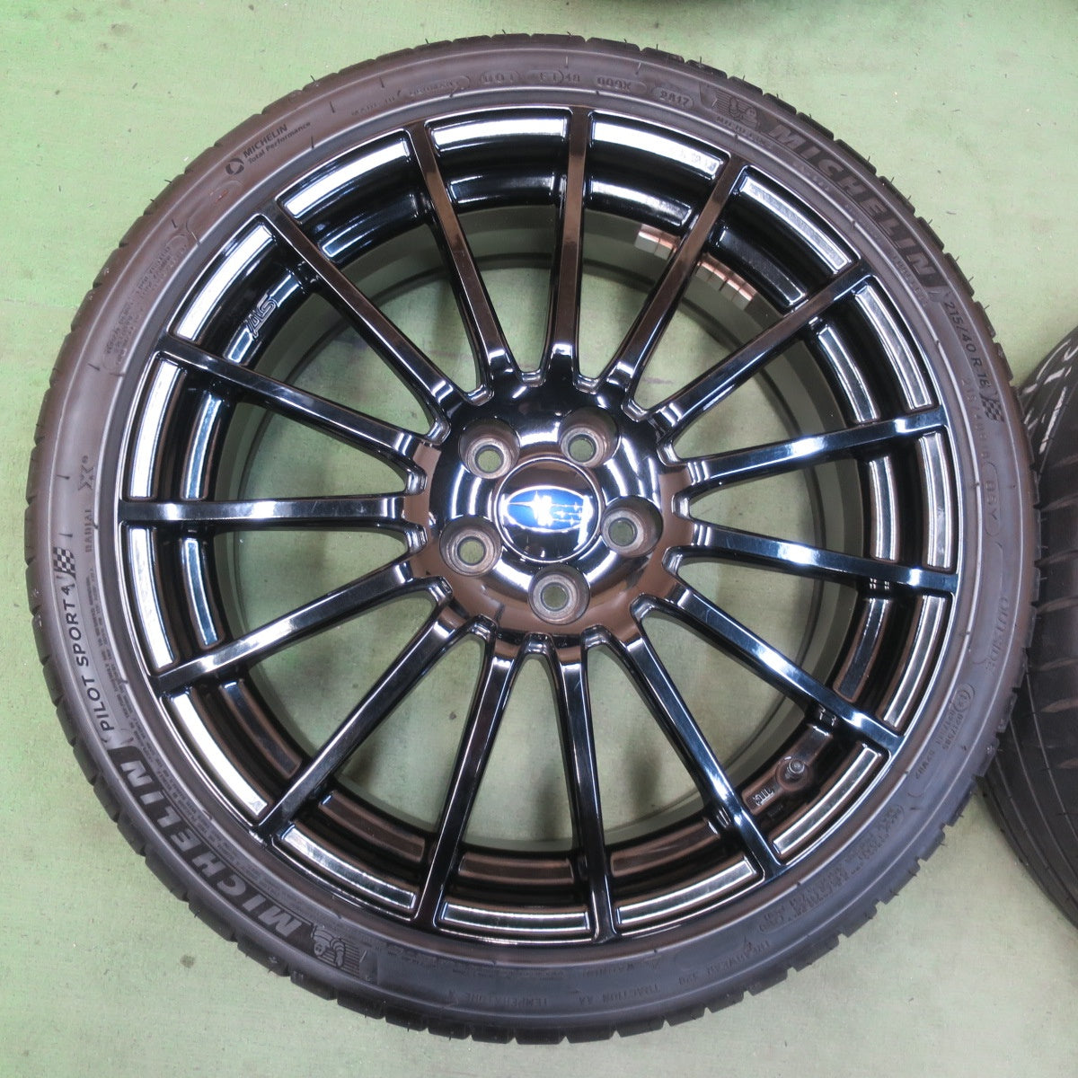 キレイ★スバル BRZ STi スポーツ 純正 ENKEI 215/40R18 ミシュラン パイロットスポーツ4 18インチ エンケイ PCD100/5H★6042504イノ