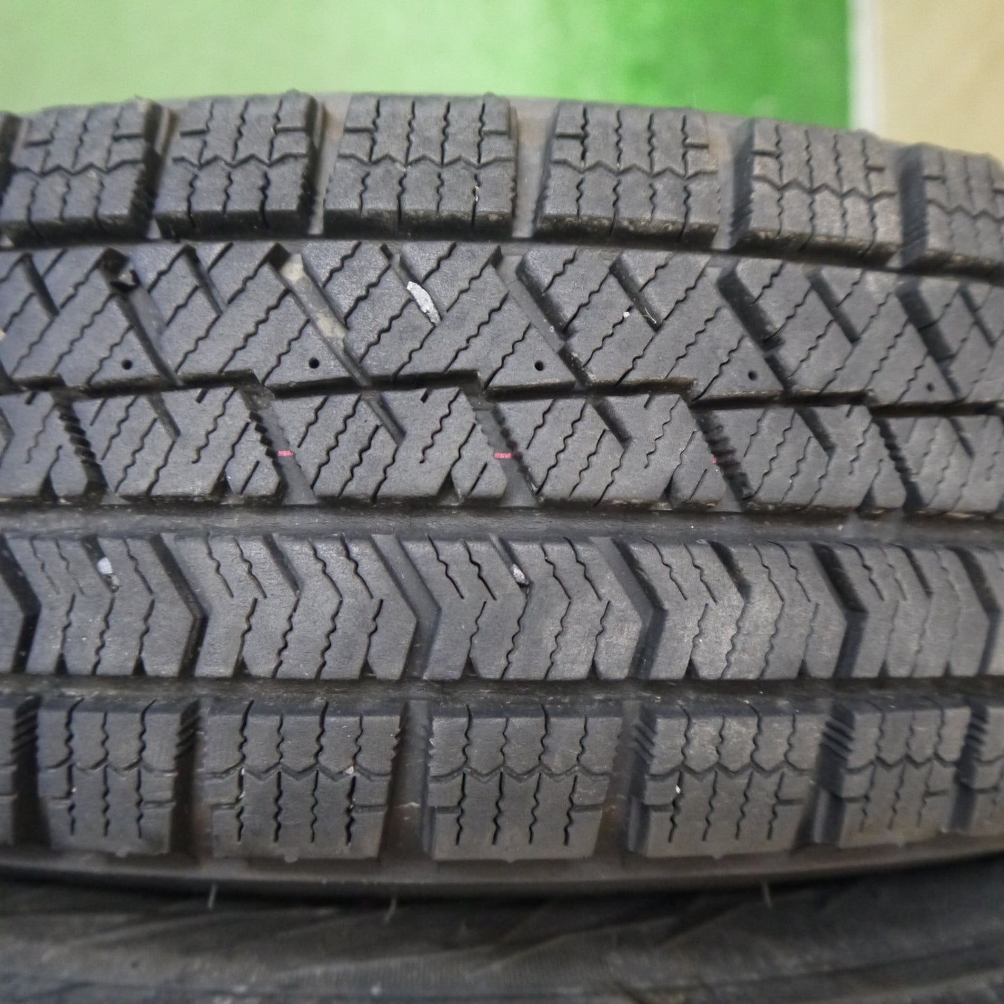 4本価格★スタッドレス 135/80R12 ブリヂストン ブリザック VRX2 スチール ホイール 12インチ PCD100 114.3/4H マルチ★6031705Hス