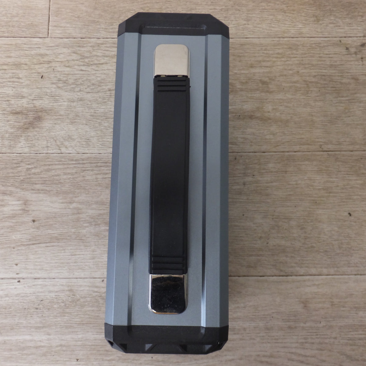 美品★フラッシュフィッシュ FlashFish ポータブルソーラー発電機 G300 ポータブル電源　222Wh(20Ah/11.1V) 110V 60Hz★