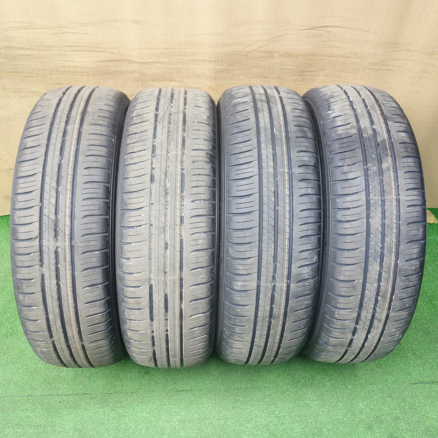 新車外し！25年★195/60R17 ダンロップ エナセーブ EC300+ タイヤ 17インチ ライズ ロッキー 等★6021804KTノタ
