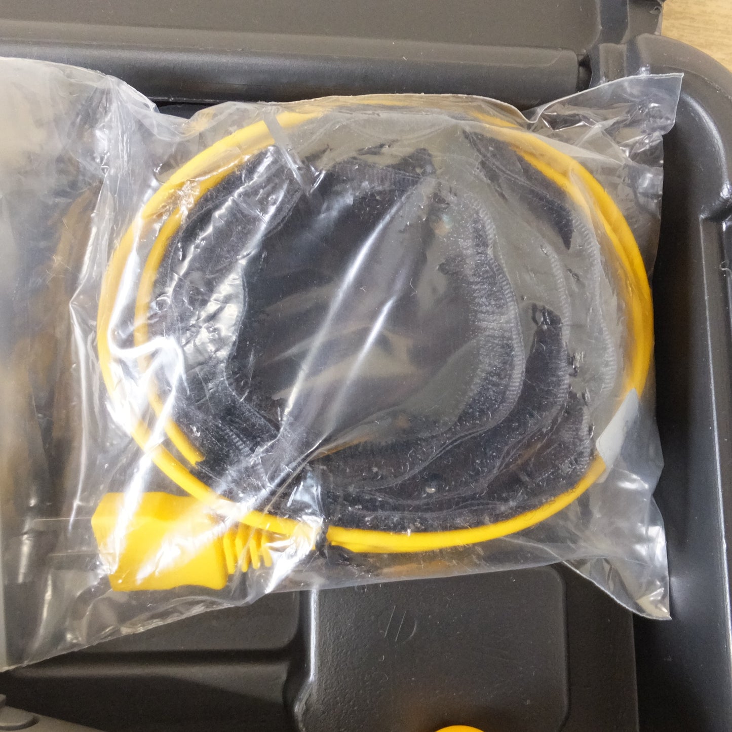 [送料無料] キレイ★フルーク FLUKE 放射温度計 IR THERMOMETER 561★