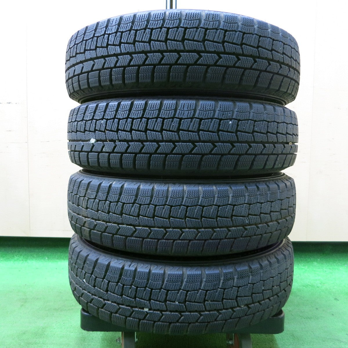 *送料無料* バリ溝！20年！キレイ！9.5分★スタッドレス 155/65R14 ダンロップ ウインターマックス WM02 AIRNOVA 14インチ PCD100/4H★4052710イス