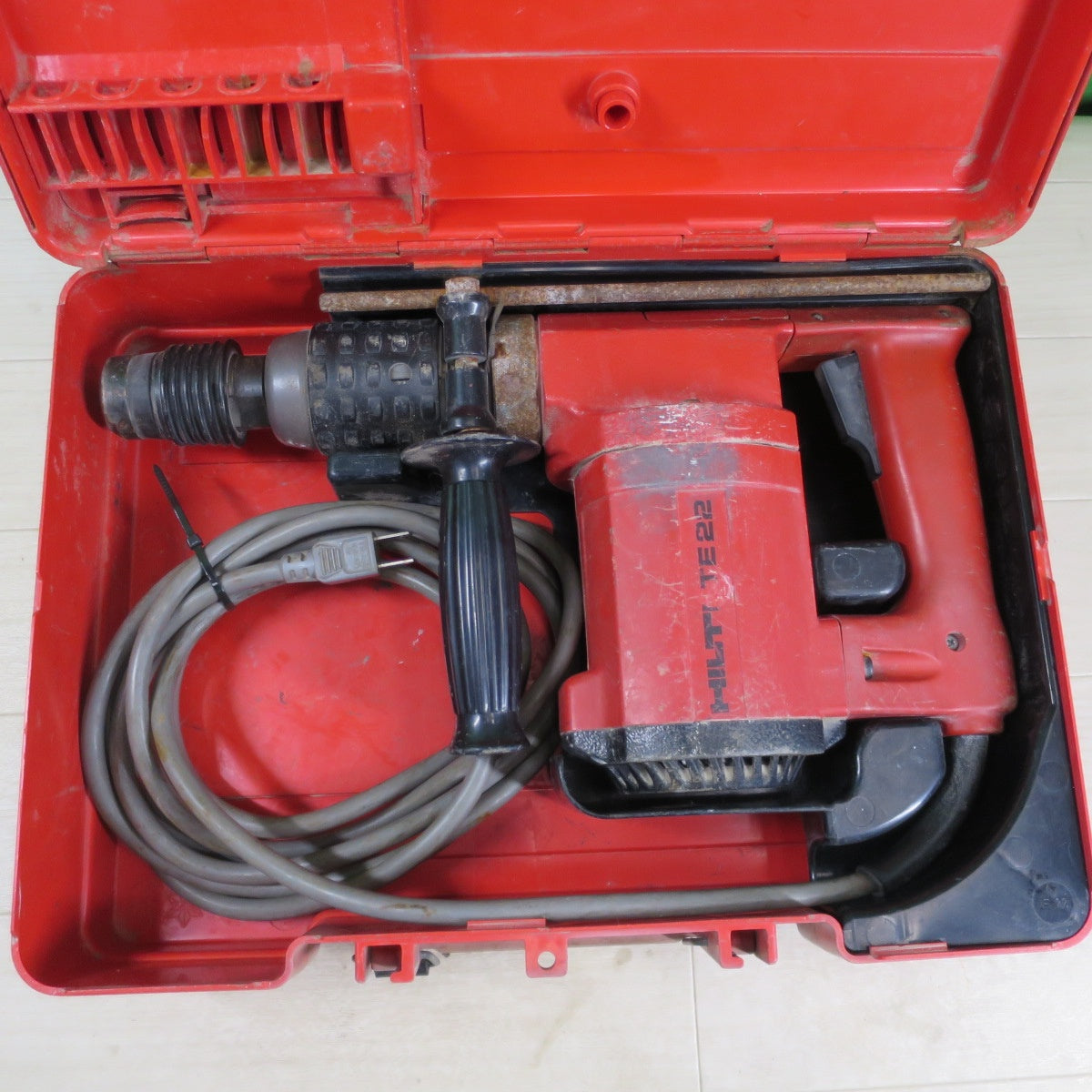 [送料無料] ☆HILTI ヒルティ ハンマードリル TE22 電動 工具 ハンマドリル コード式 100V☆