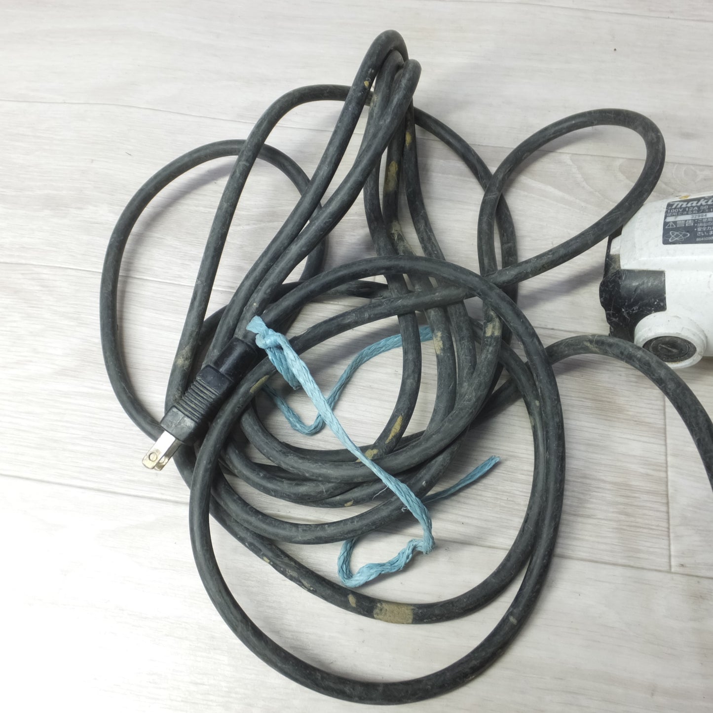 [送料無料] ◆makita マキタ 165mm 電子マルノコ 5732C 切断機 丸のこ 電動工具 100V◆