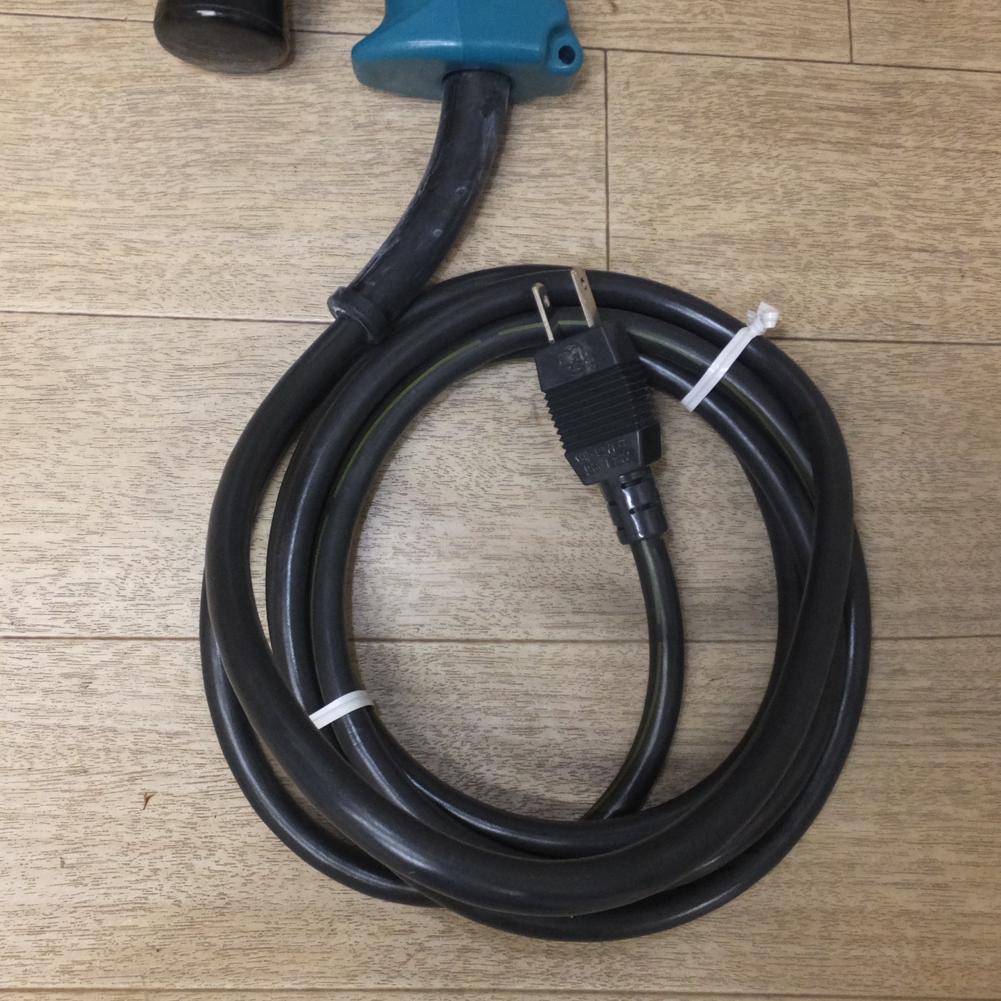[送料無料] 未使用★マキタ makita 6型インパクトレンチ 6906　100V 50-60Hz 11A 1050W★