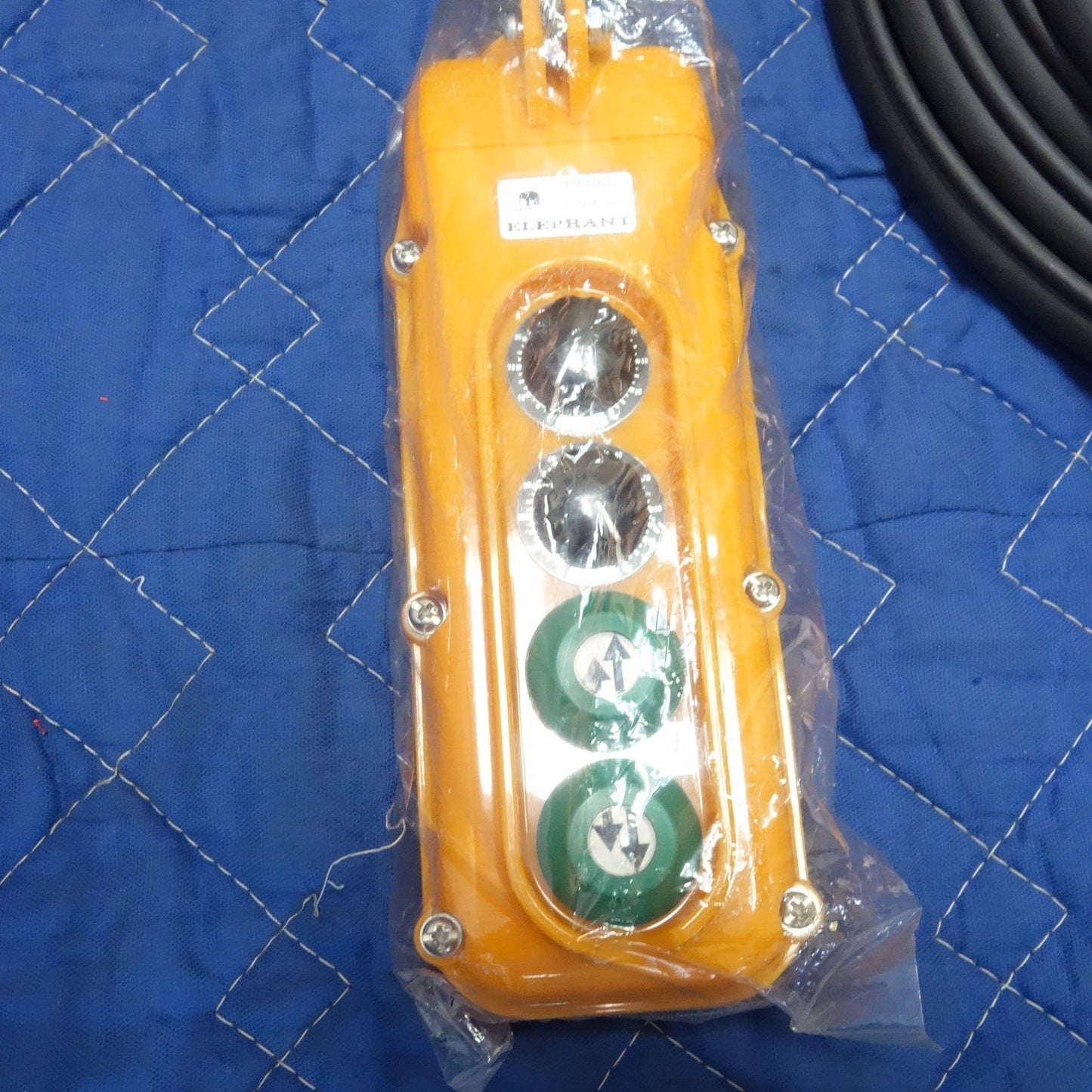 [送料無料] 未使用☆象印 小型 電気 チェーン ブロック α アルファ 型  αSW-025  定格荷重 250kg  揚程 6m☆