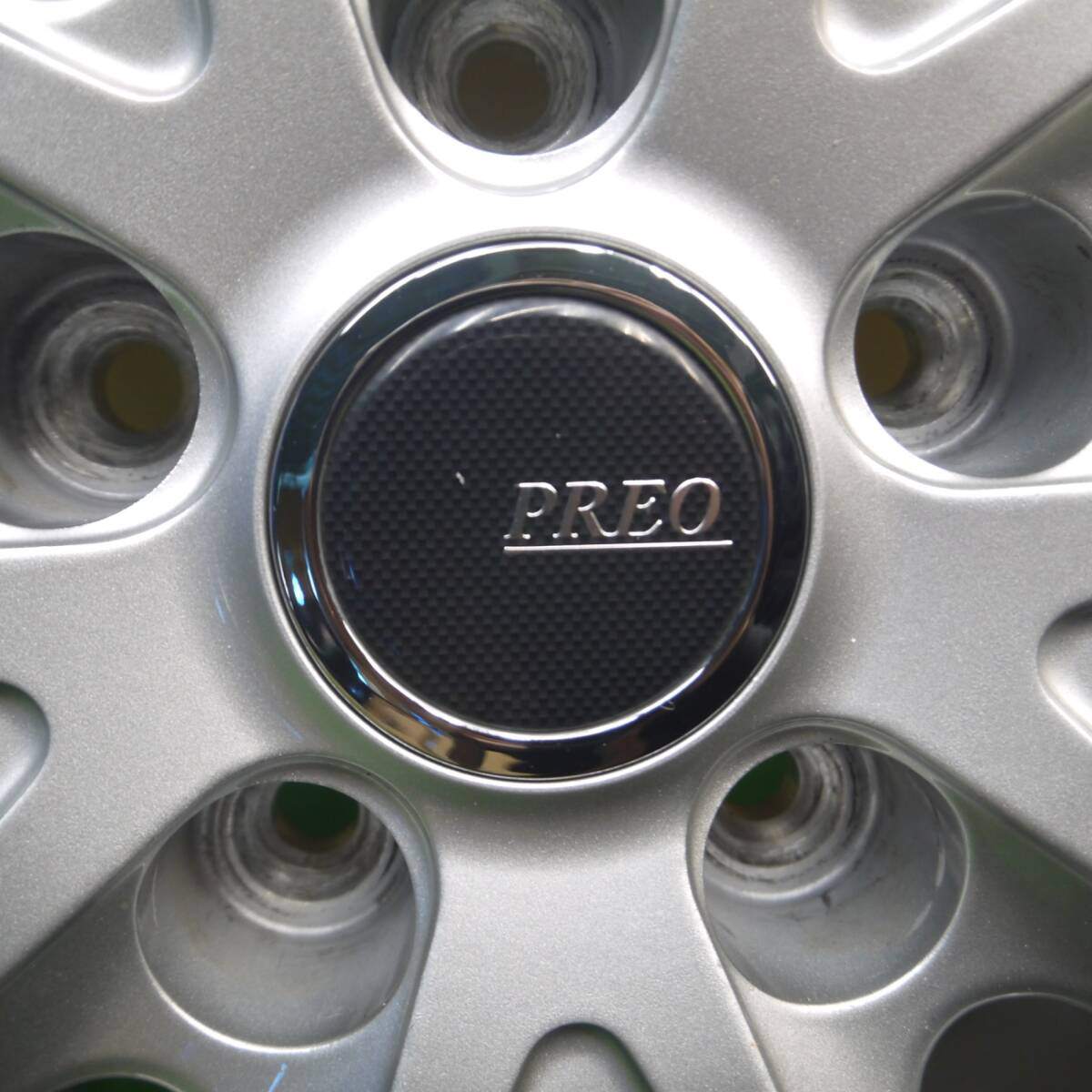 バリ溝！22年！キレイ！9.5分★スタッドレス 225/65R17 ブリヂストン ブリザック DM-V3 PREO プレオ 17インチ PCD114.3/5H★4121004Hス