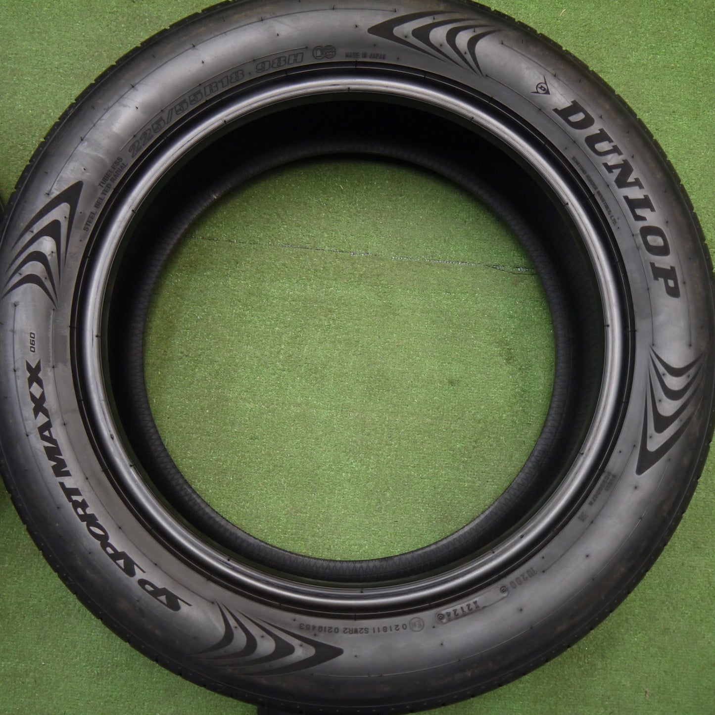 バリ溝！24年！9分★225/55R18 ダンロップ SPスポーツマックス 060 タイヤ 18インチ レクサス LBX ZR-V フォレスター 等★6020908Hノタ