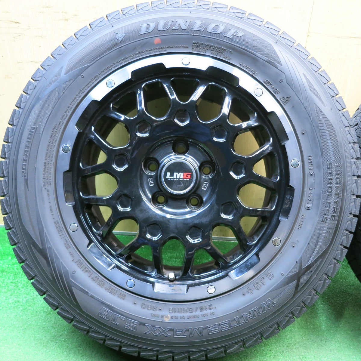 バリ溝！23年！9.5分以上★ジープ 等 LMG MS-9W 215/65R16 スタッドレス ダンロップ ウインターマックス SJ8 LEHRMEISTER GEAR 16インチ PCD110/5H★6032911HAス