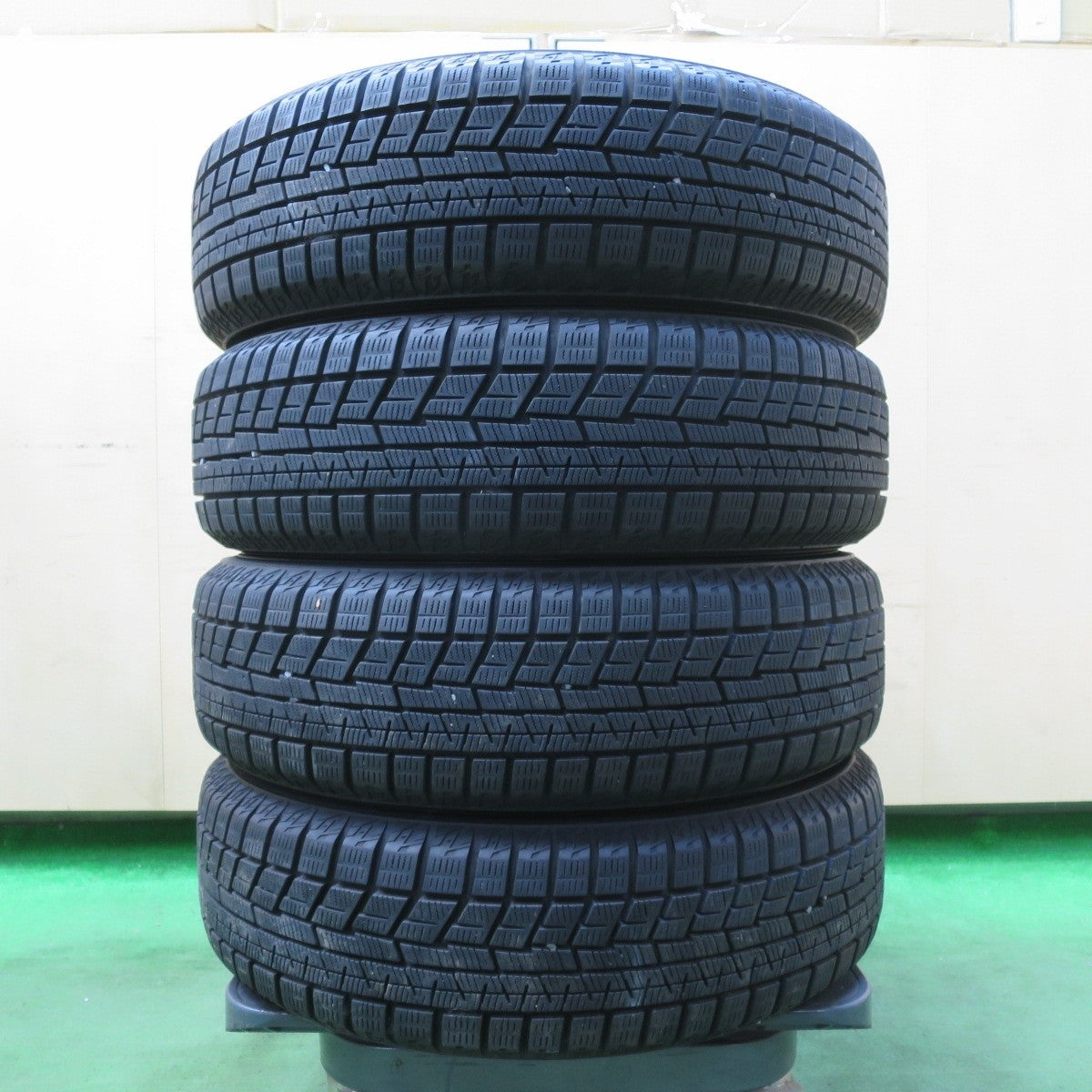 バリ溝！9.5分★スタッドレス 155/65R14 ヨコハマ アイスガード iG60 SX 社外 アルミ 14インチ PCD100 114.3/4H マルチ★5013118イス
